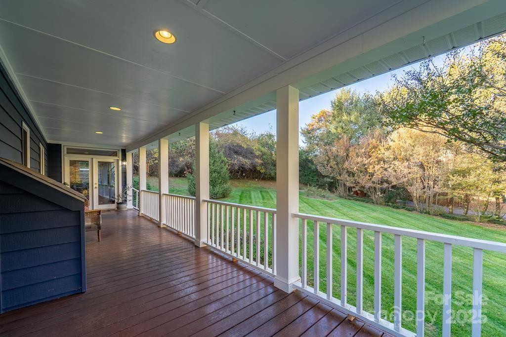 180 Paw Paw Cove - Photo 17