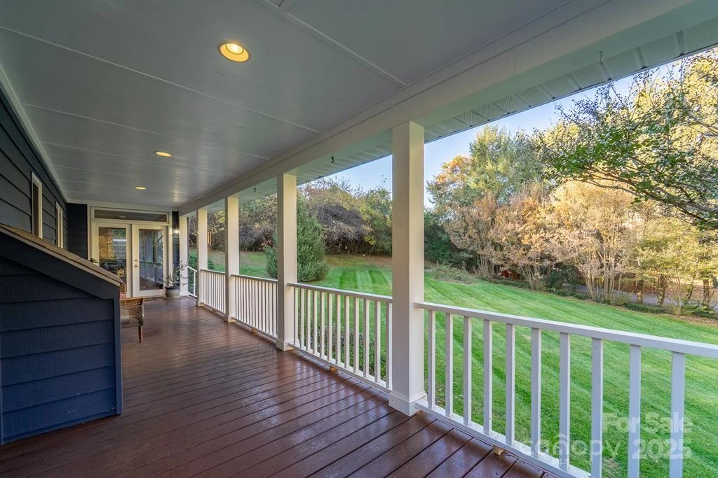 180 Paw Paw Cove - Photo 17