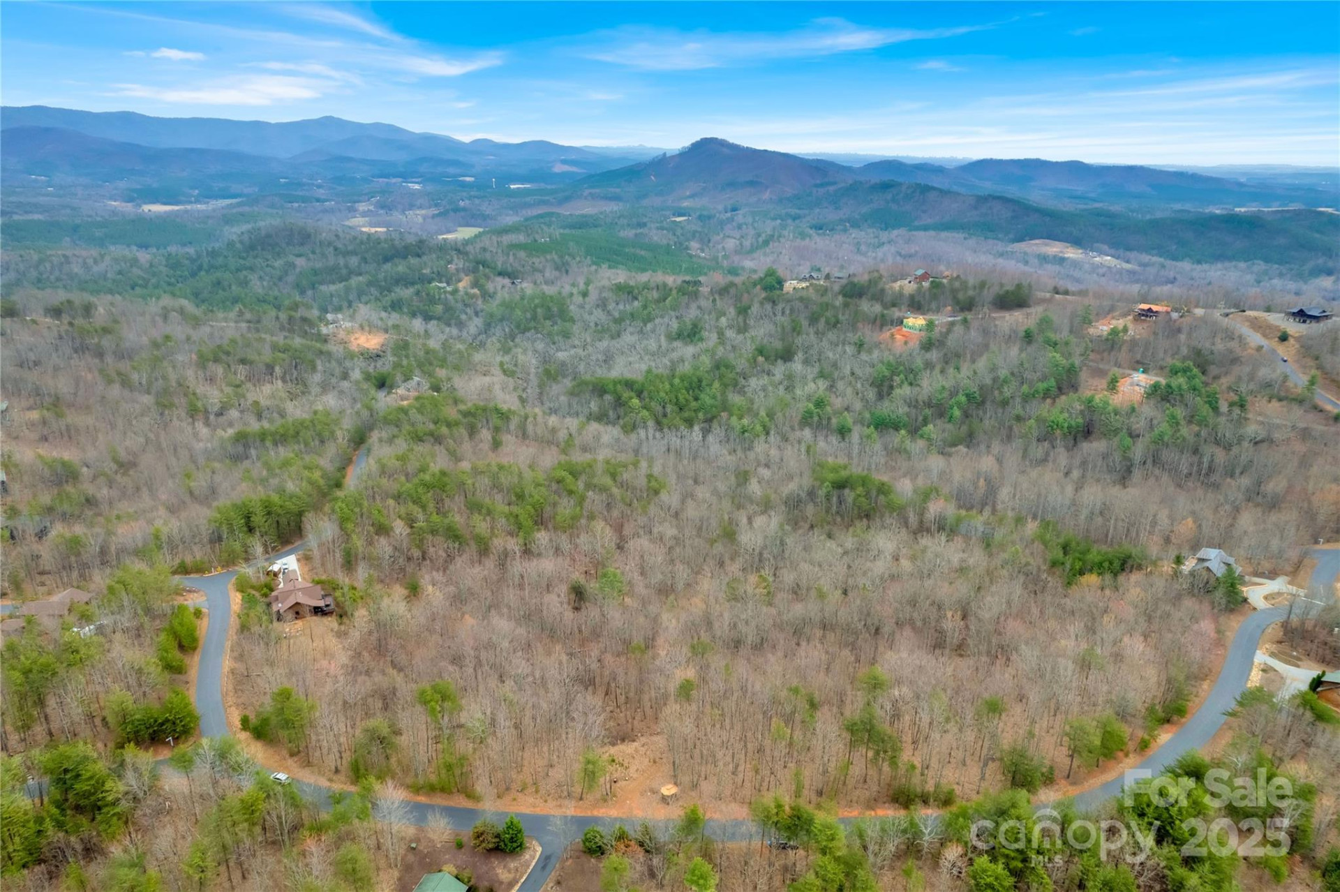 384 Woodgate Drive - Photo 8