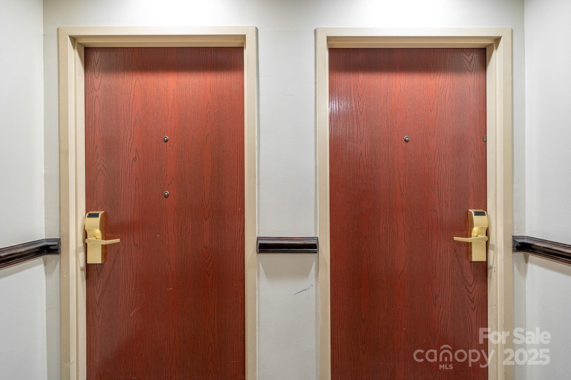 240 Mitchelle Drive - Photo 11