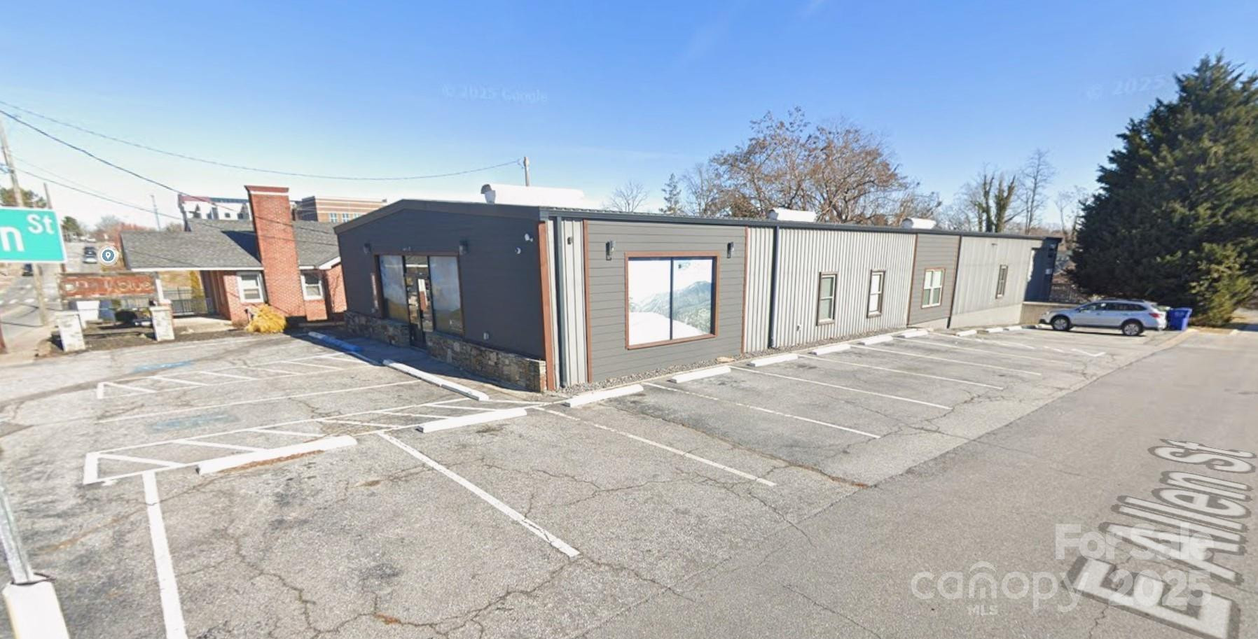 120 Grove Street - Photo 2