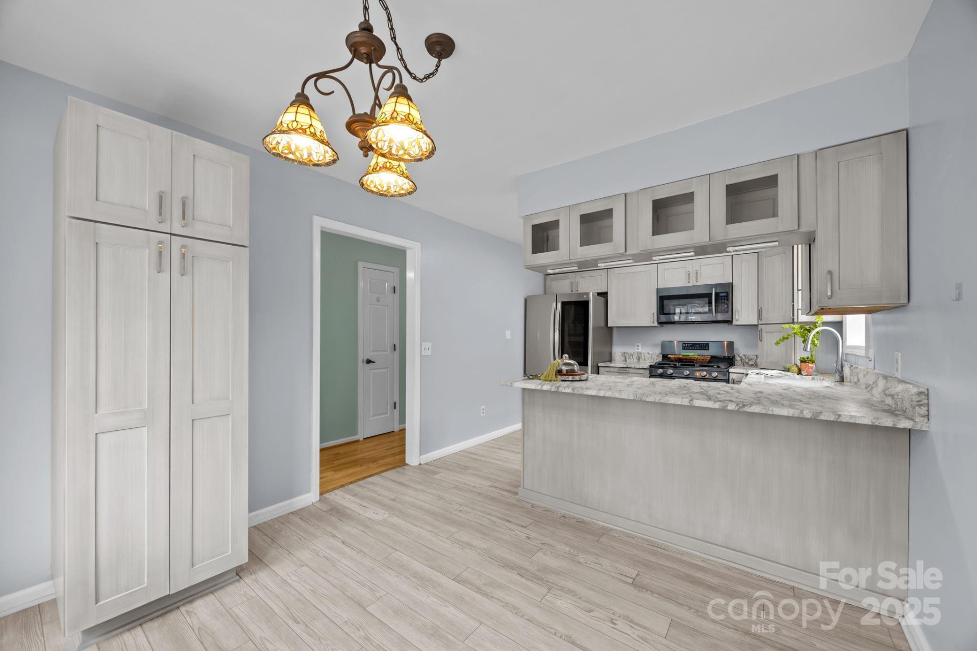 125 Exeter Court - Photo 11