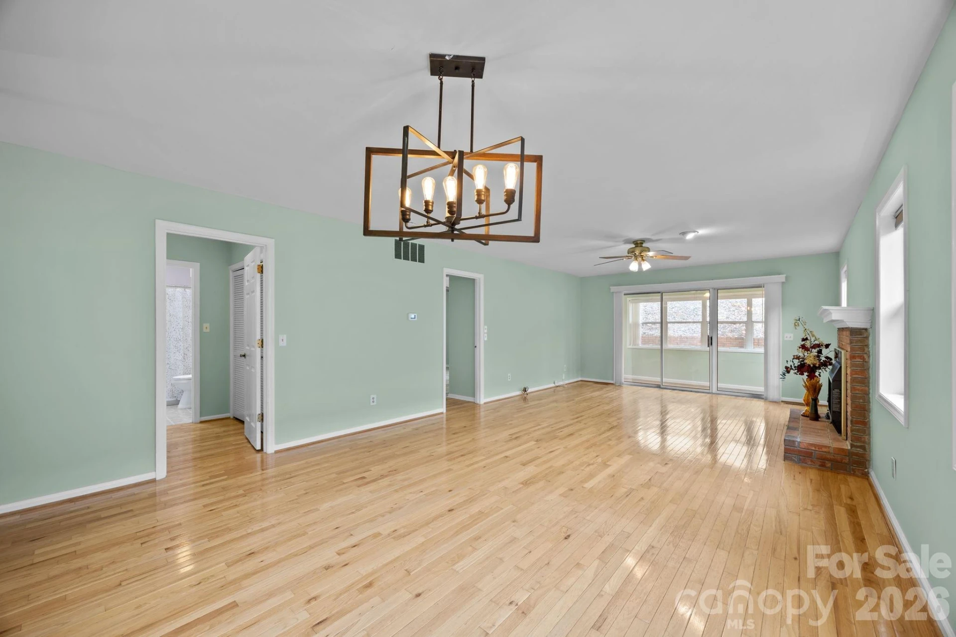 125 Exeter Court - Photo 45