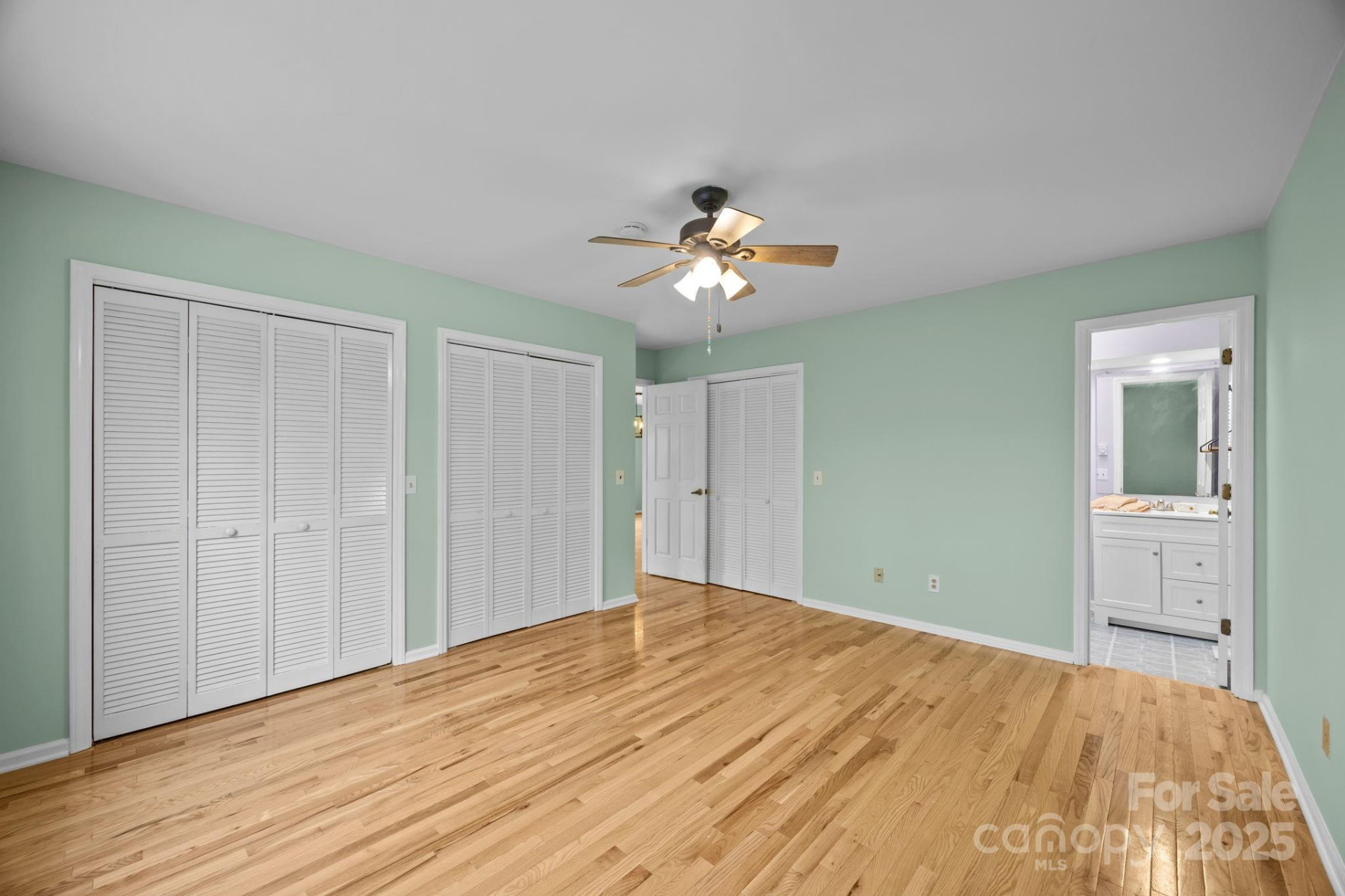 125 Exeter Court - Photo 32