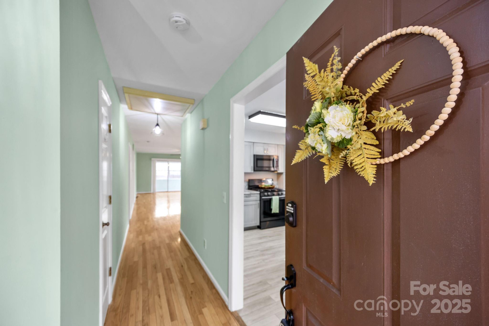 125 Exeter Court - Photo 5