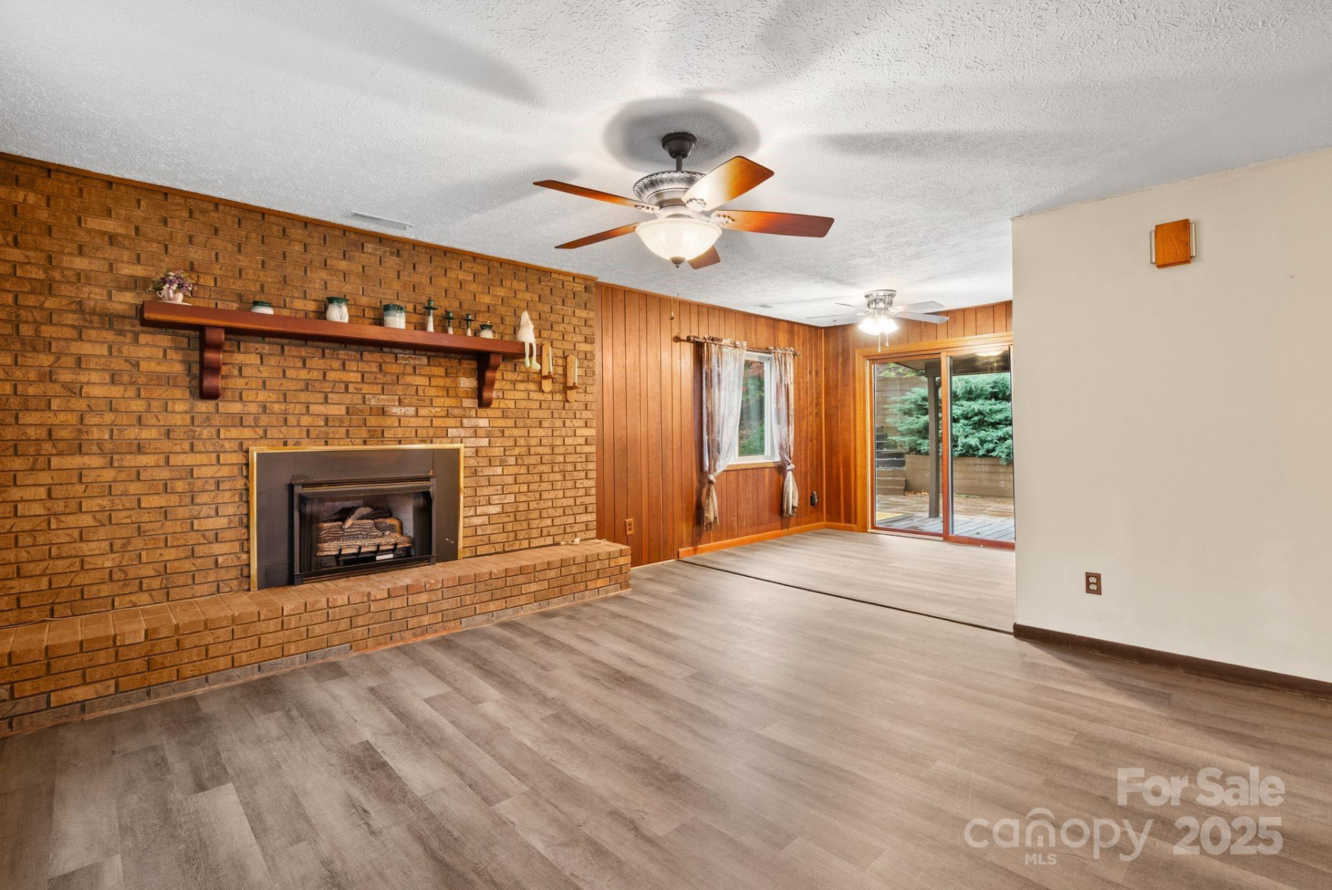 100 Beech Valley Estate - Photo 2