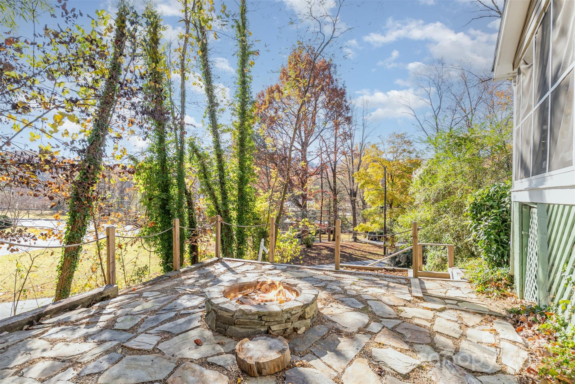 243 Boys Camp Road - Photo 2