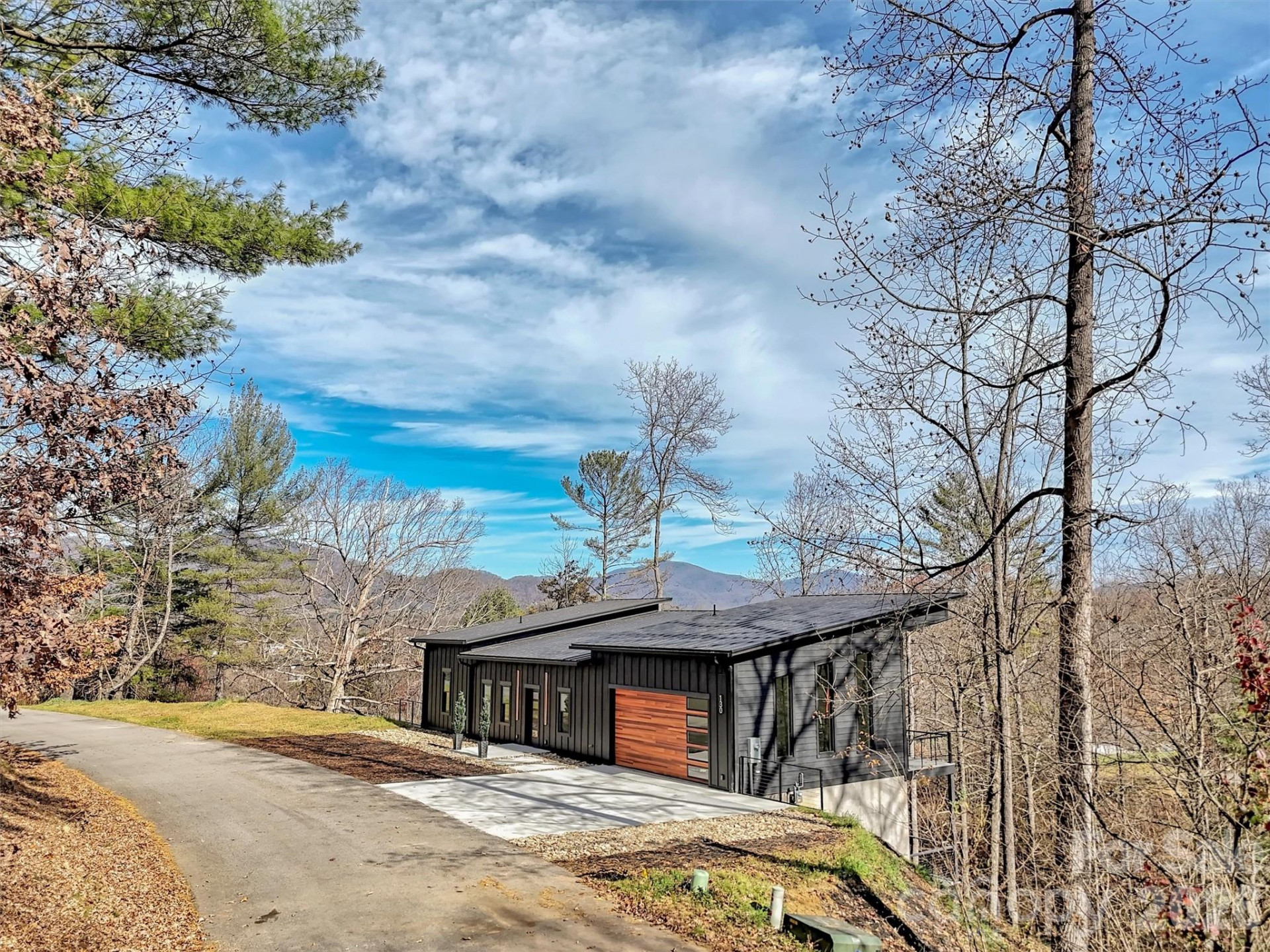 130 Midway Crossing Drive - Photo 4