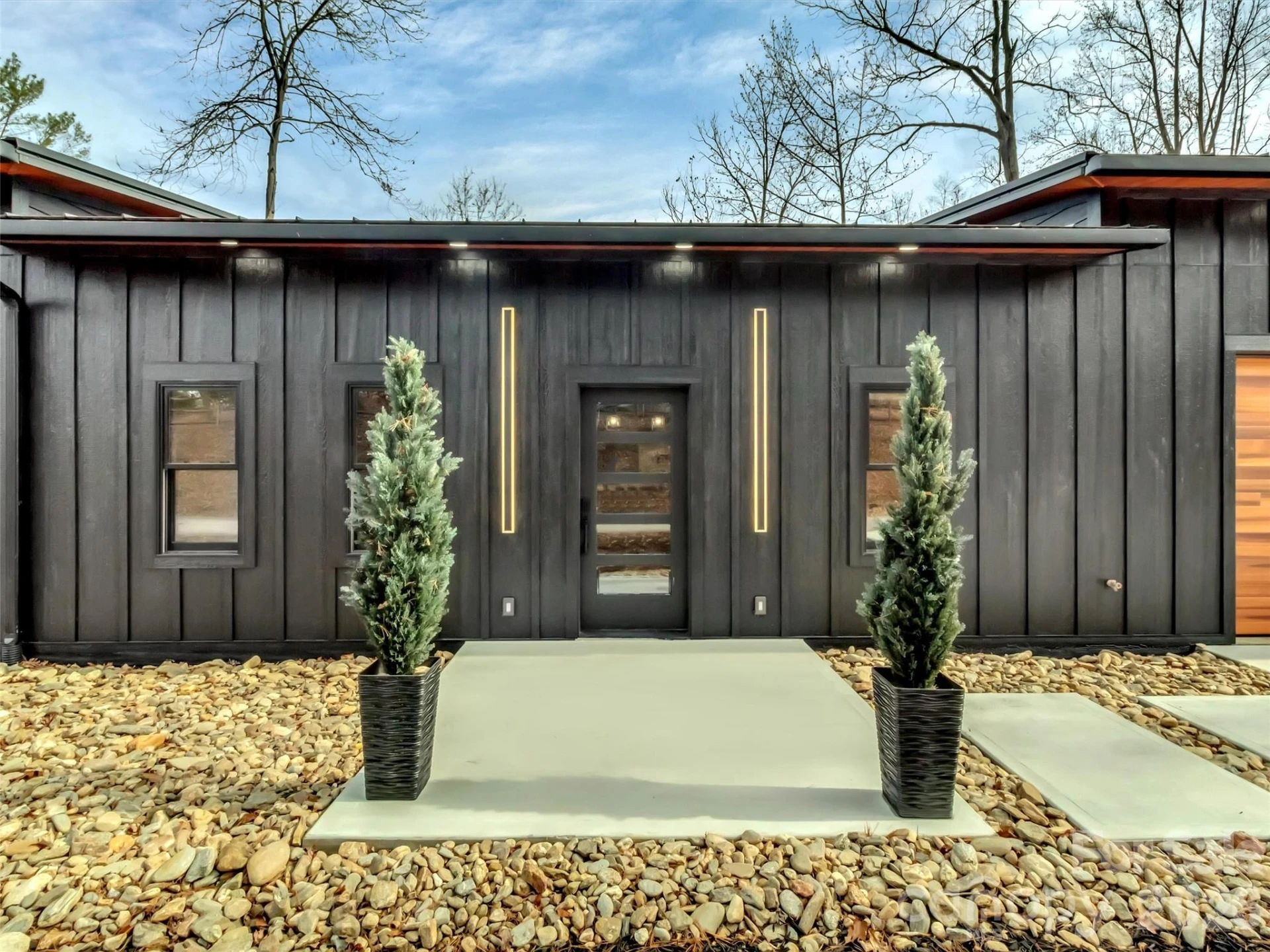 130 Midway Crossing Drive - Photo 4