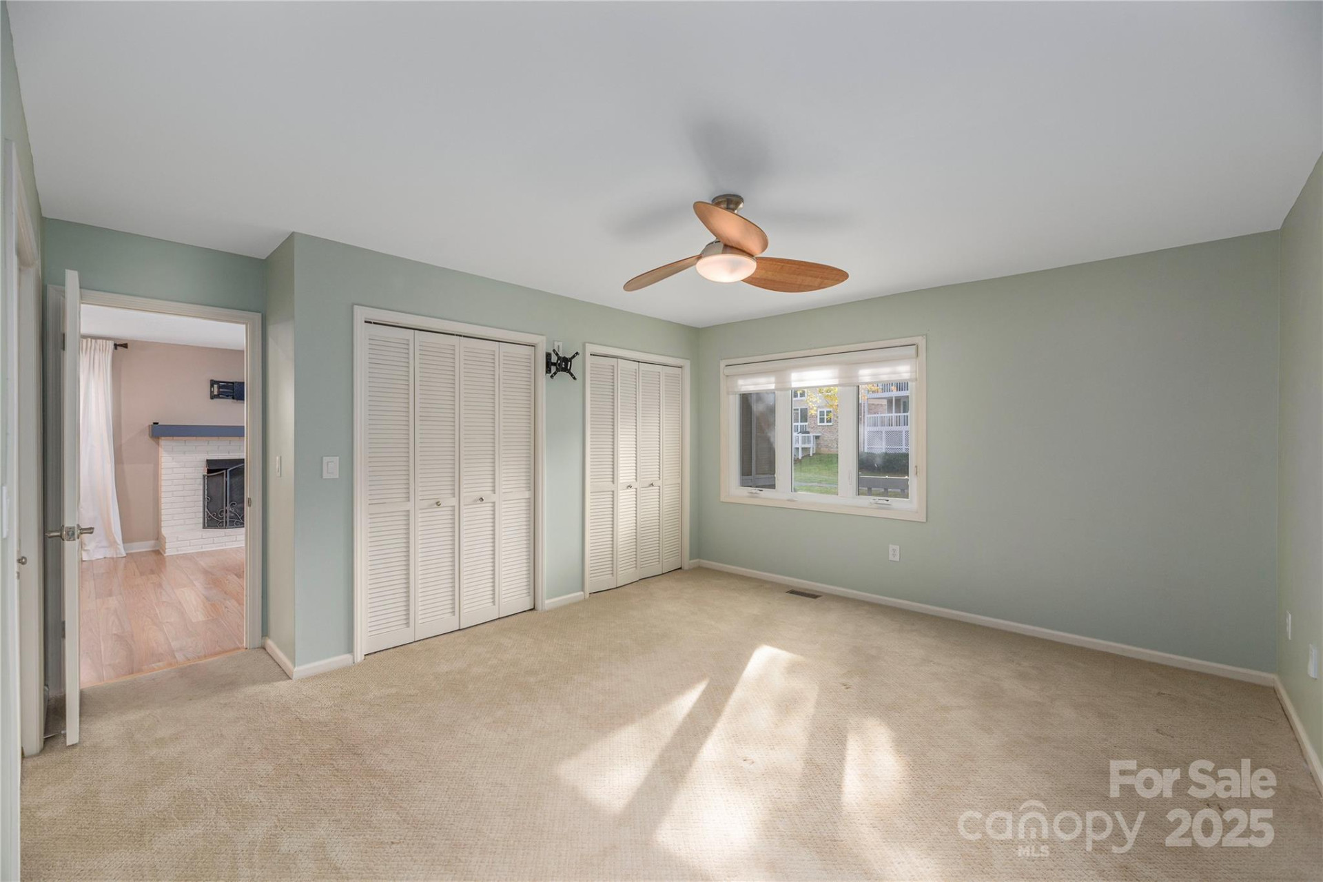 308 Somerton Court - Photo 11