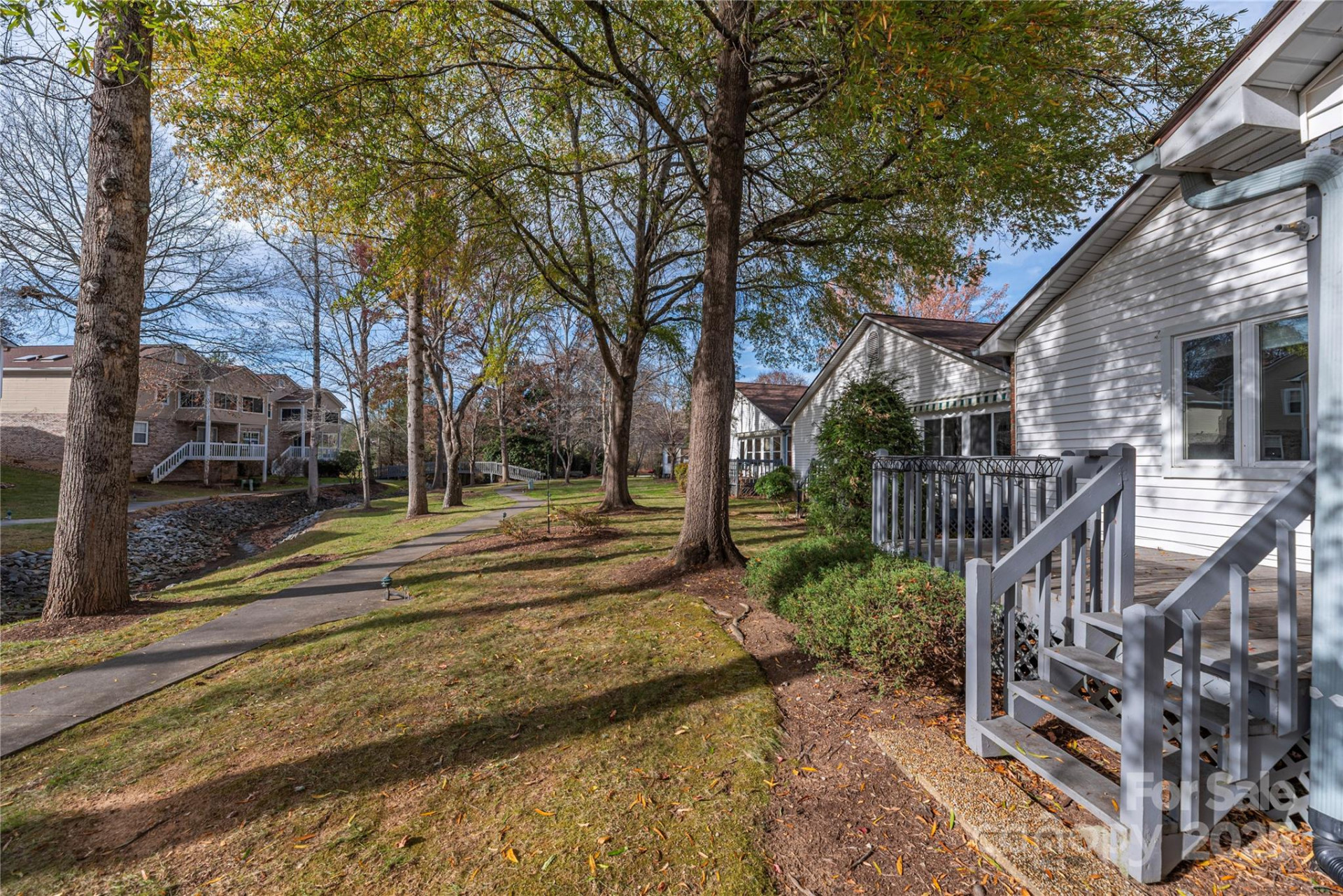 308 Somerton Court - Photo 19