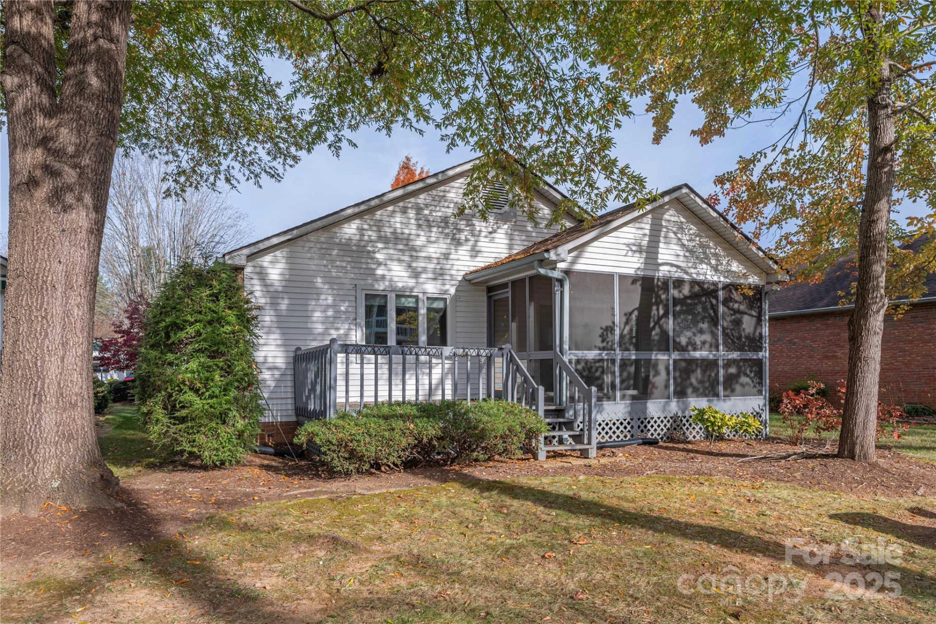 308 Somerton Court - Photo 22