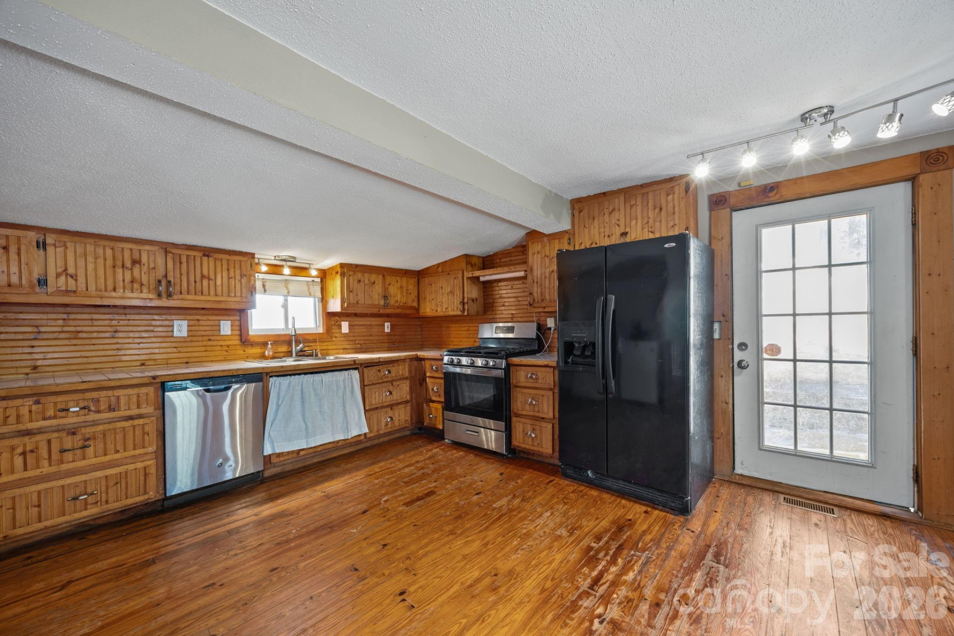 99 Wakefield Drive - Photo 13