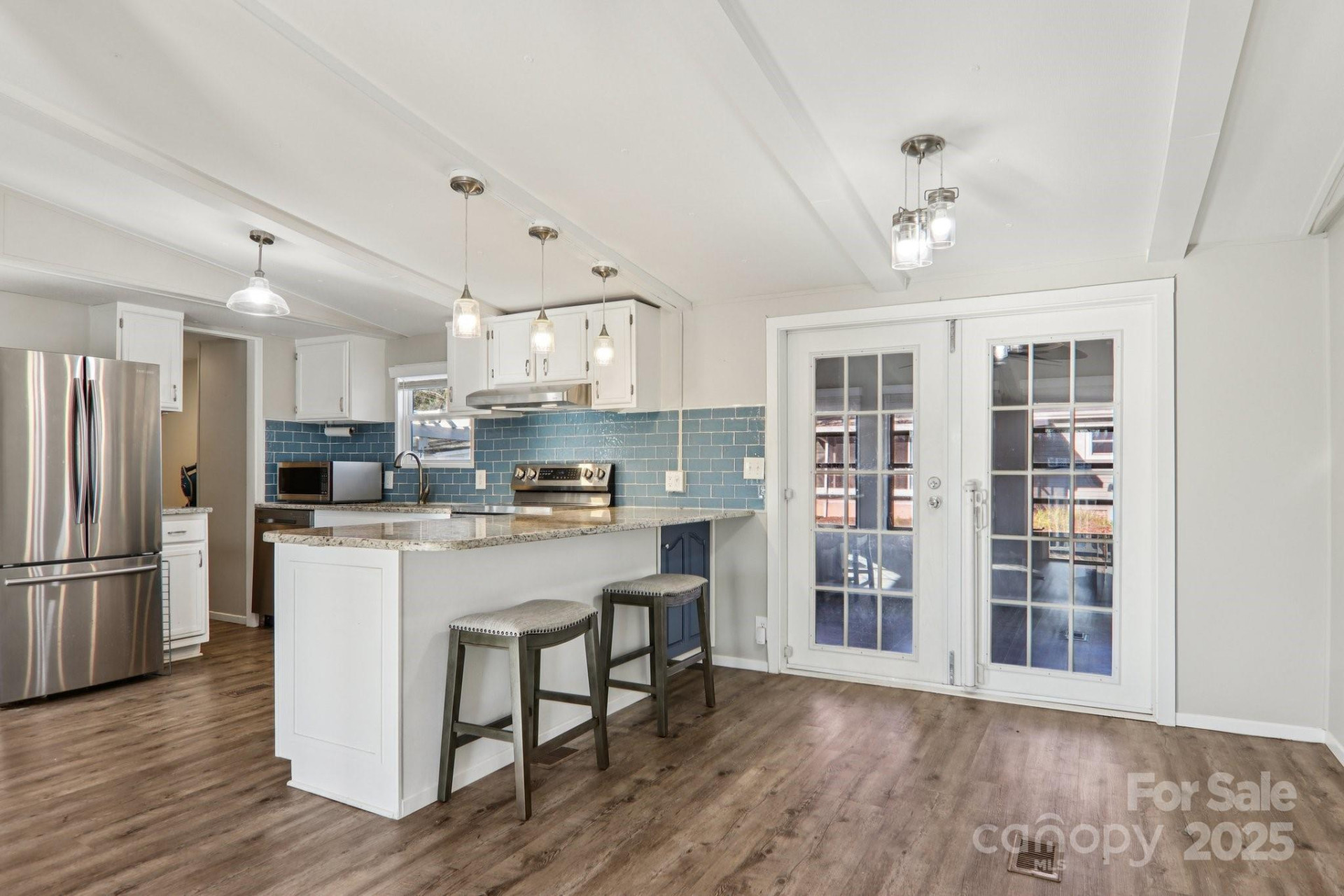 302 Meadowbrook Court - Photo 13