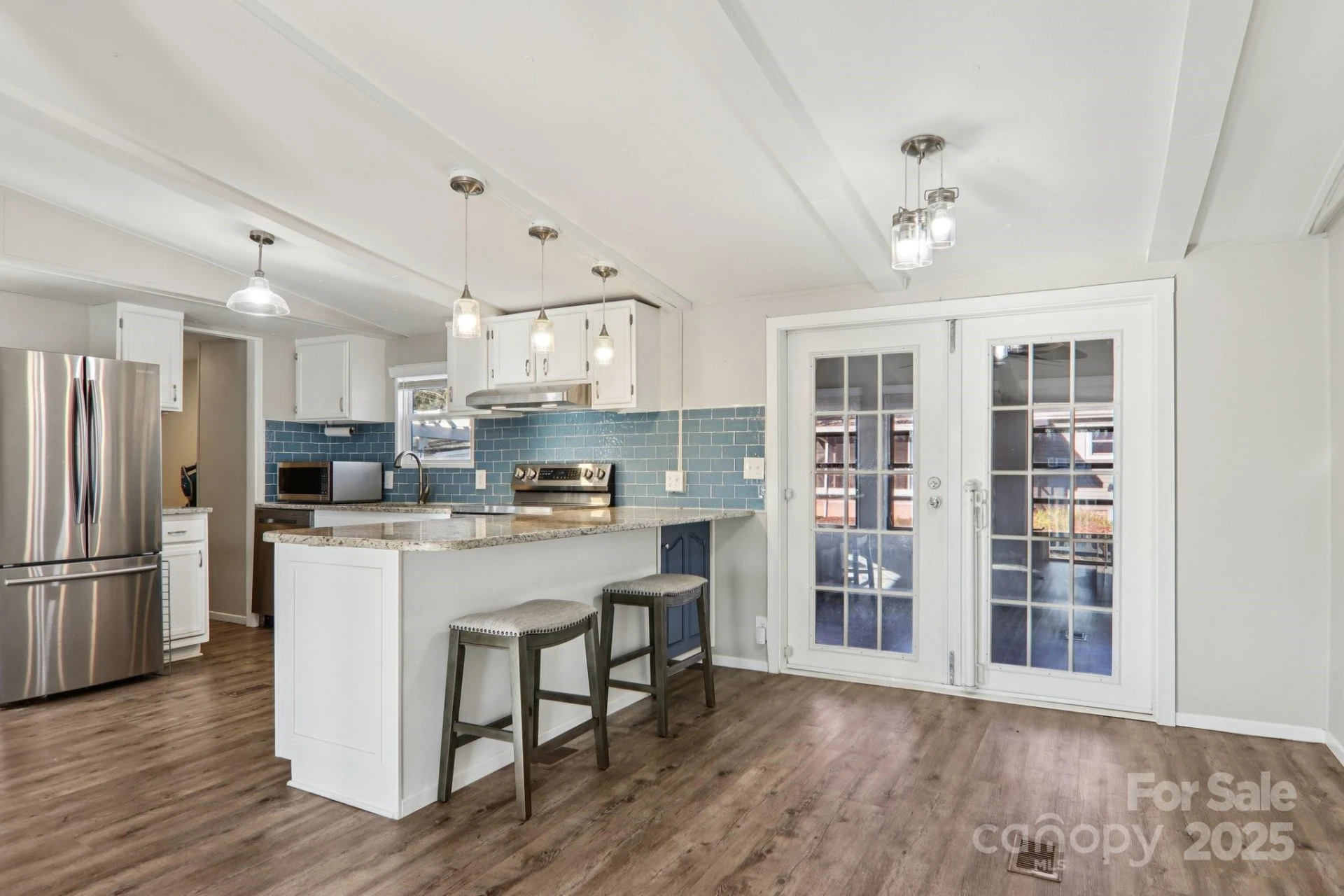 302 Meadowbrook Court - Photo 13