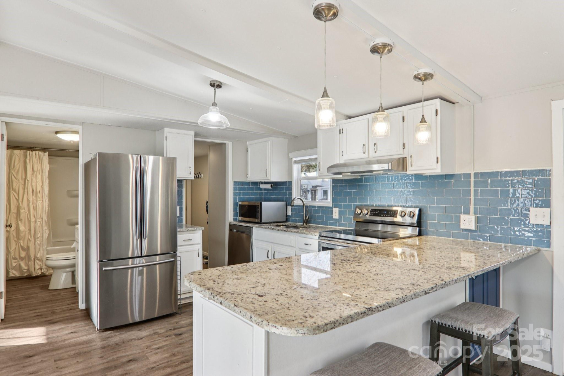 302 Meadowbrook Court - Photo 14