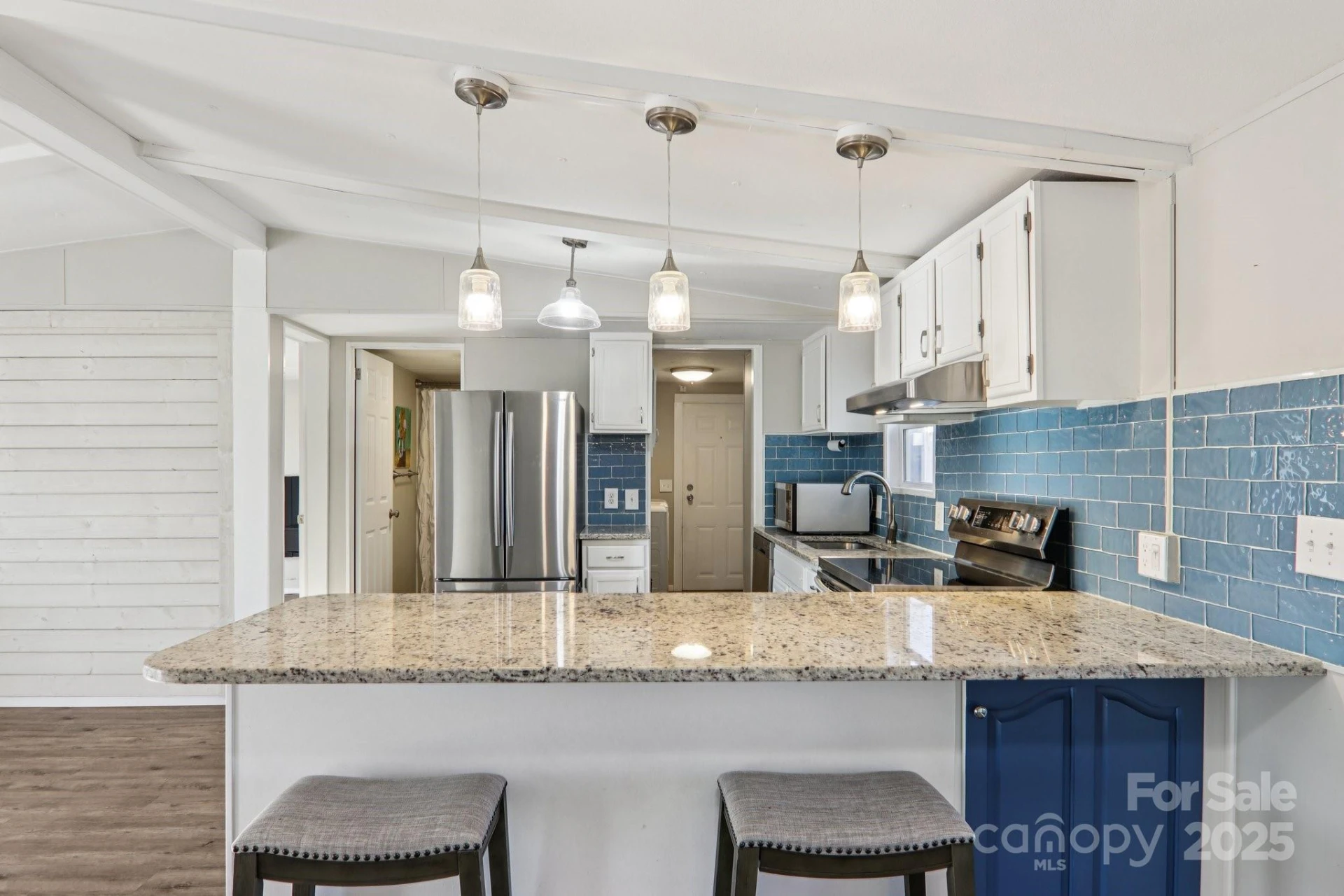 302 Meadowbrook Court - Photo 15
