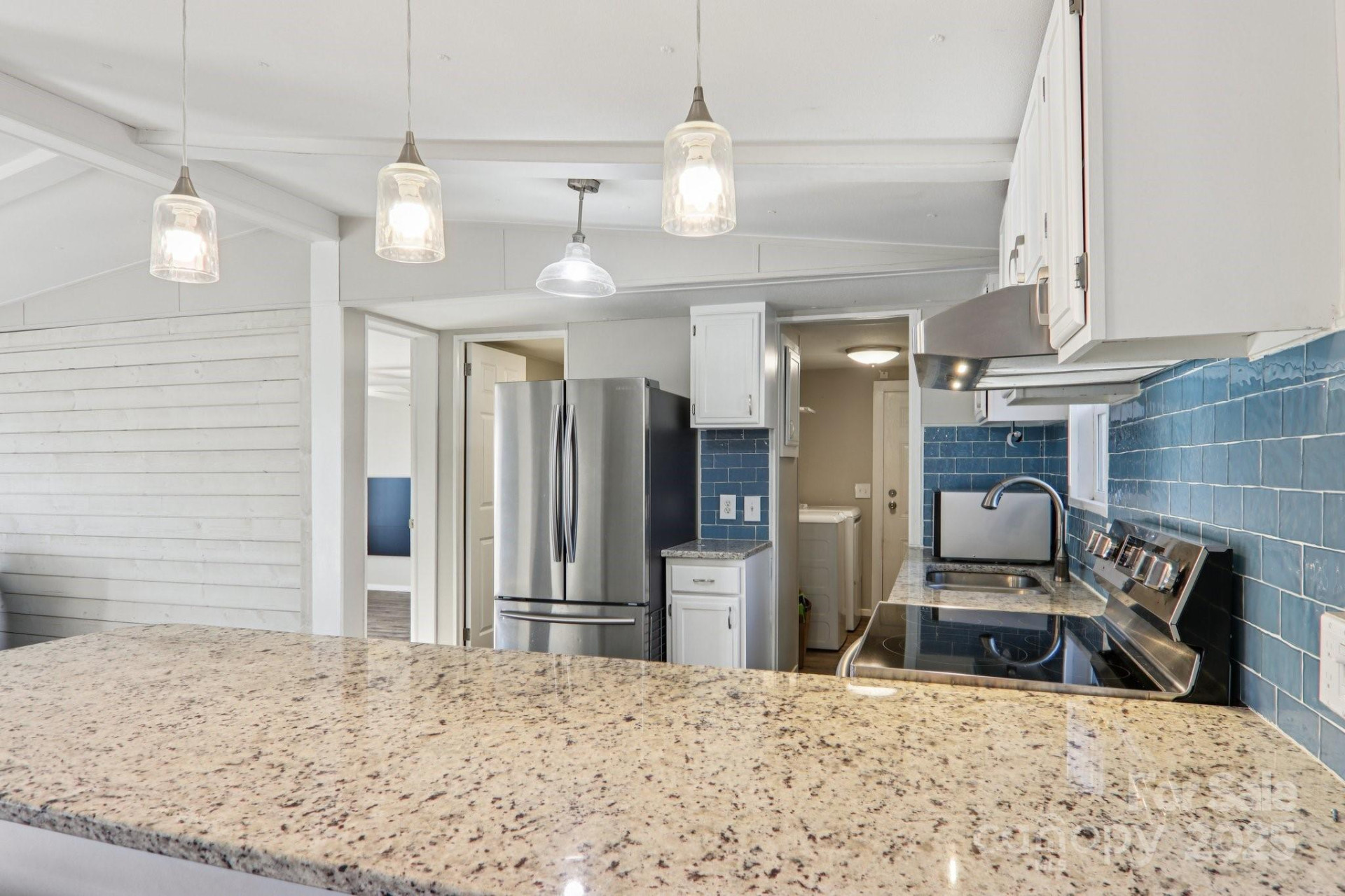 302 Meadowbrook Court - Photo 16