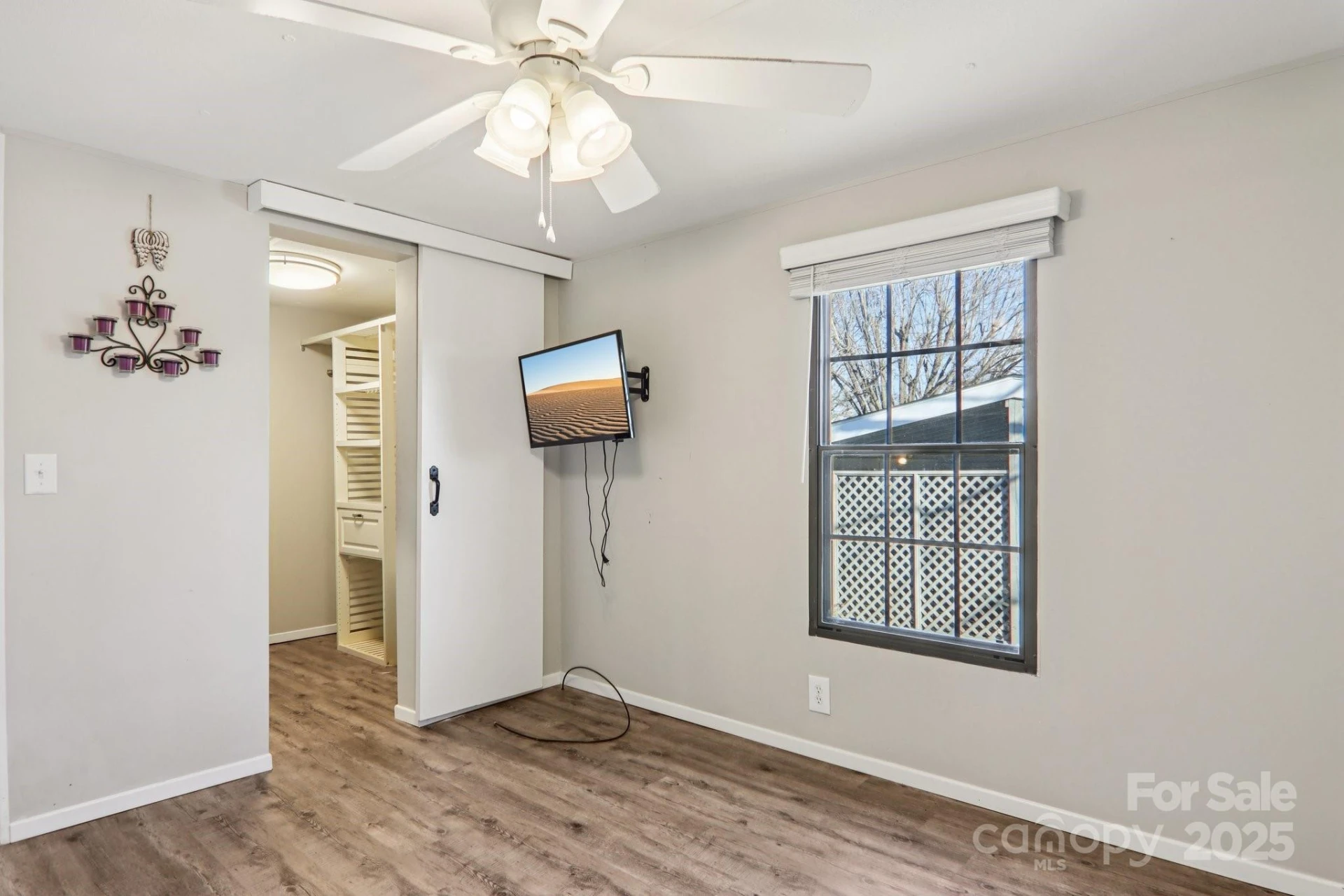 302 Meadowbrook Court - Photo 24