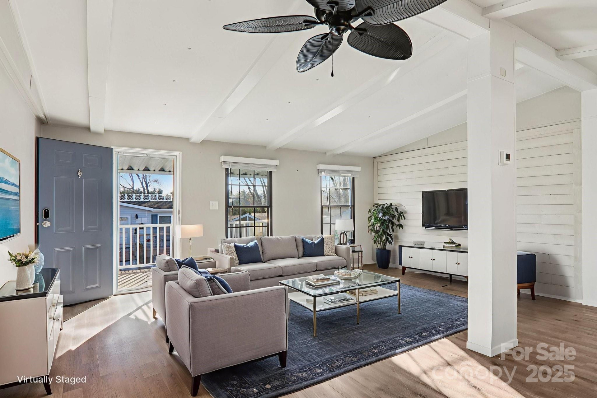 302 Meadowbrook Court - Photo 5