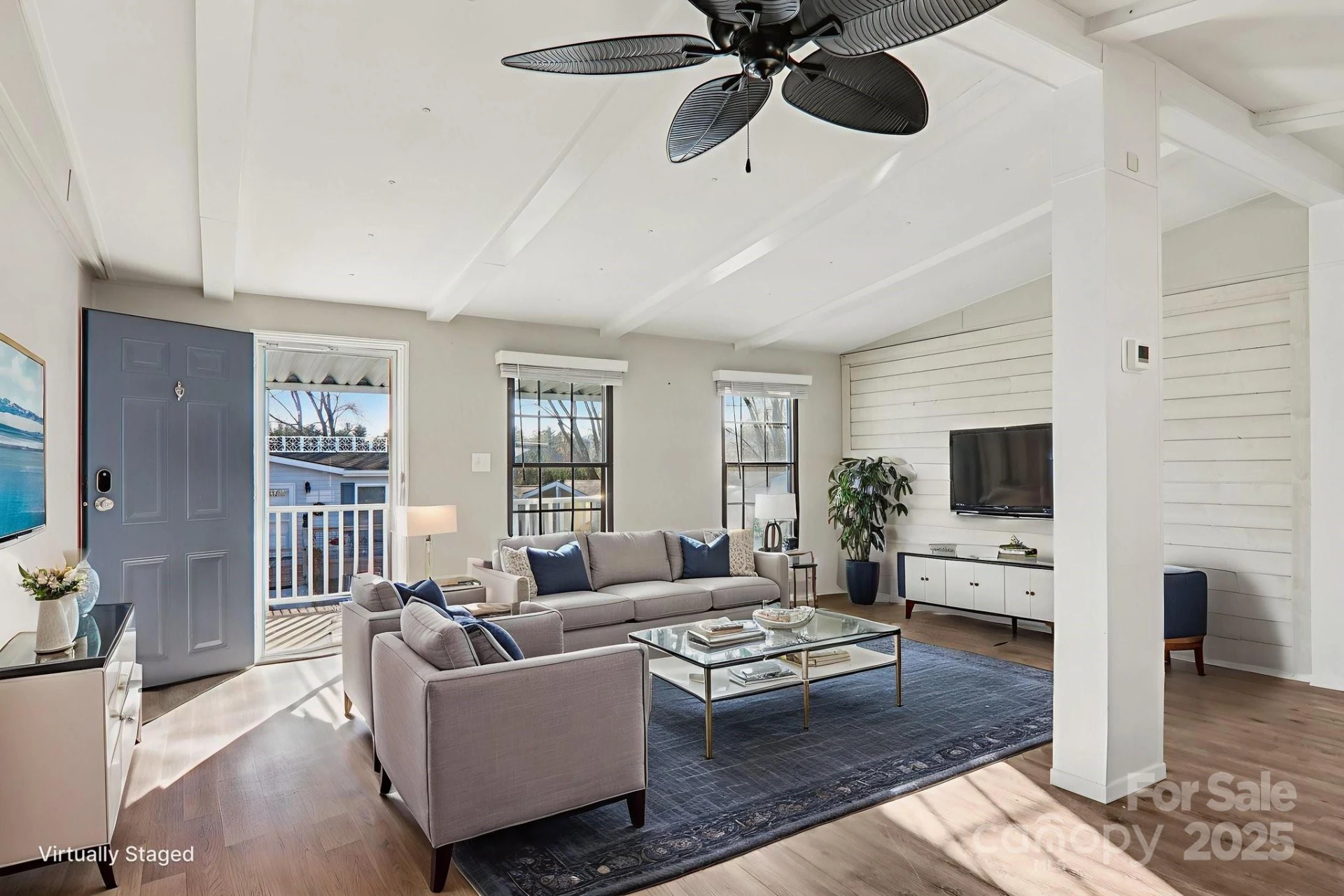 302 Meadowbrook Court - Photo 5