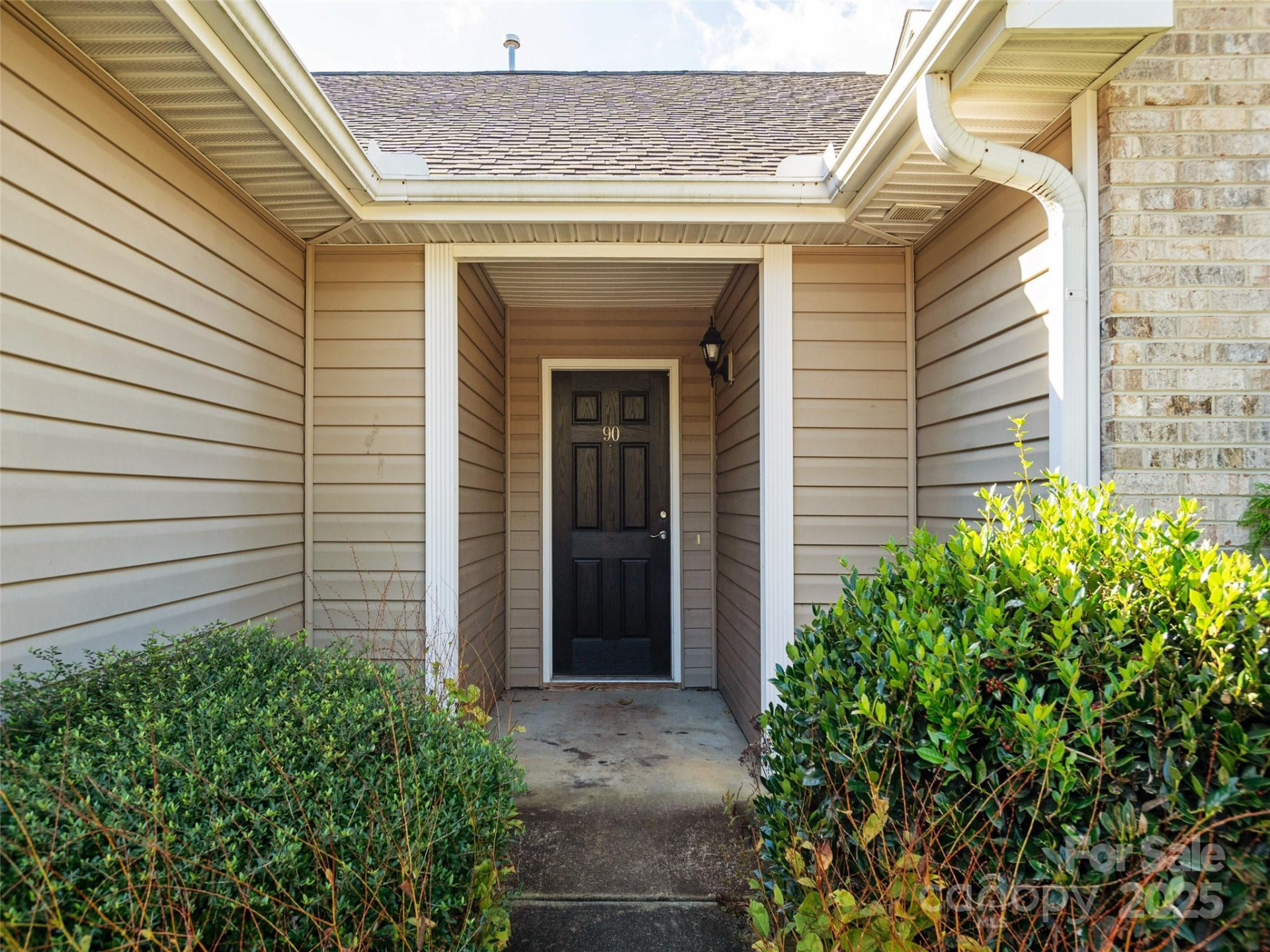 90 Sunny Meadows Boulevard - Photo 2