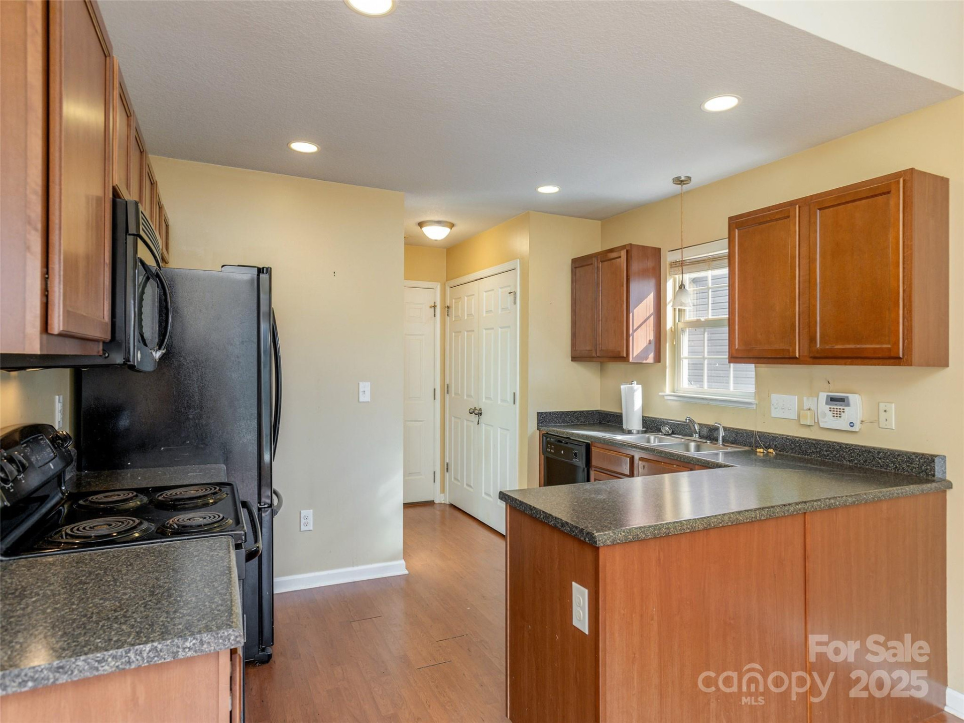 90 Sunny Meadows Boulevard - Photo 7