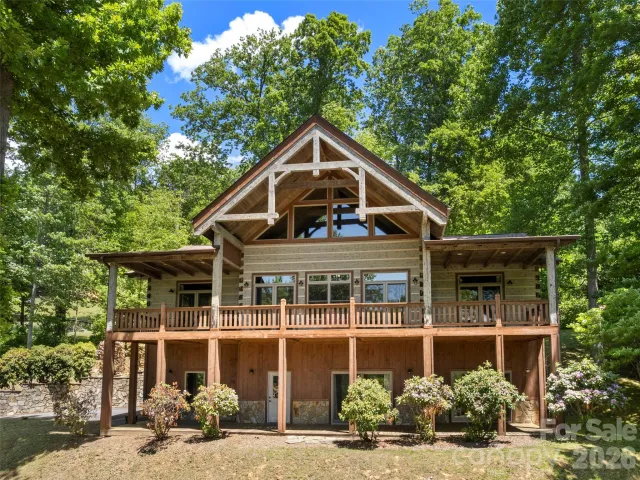 170 Cradling Cove