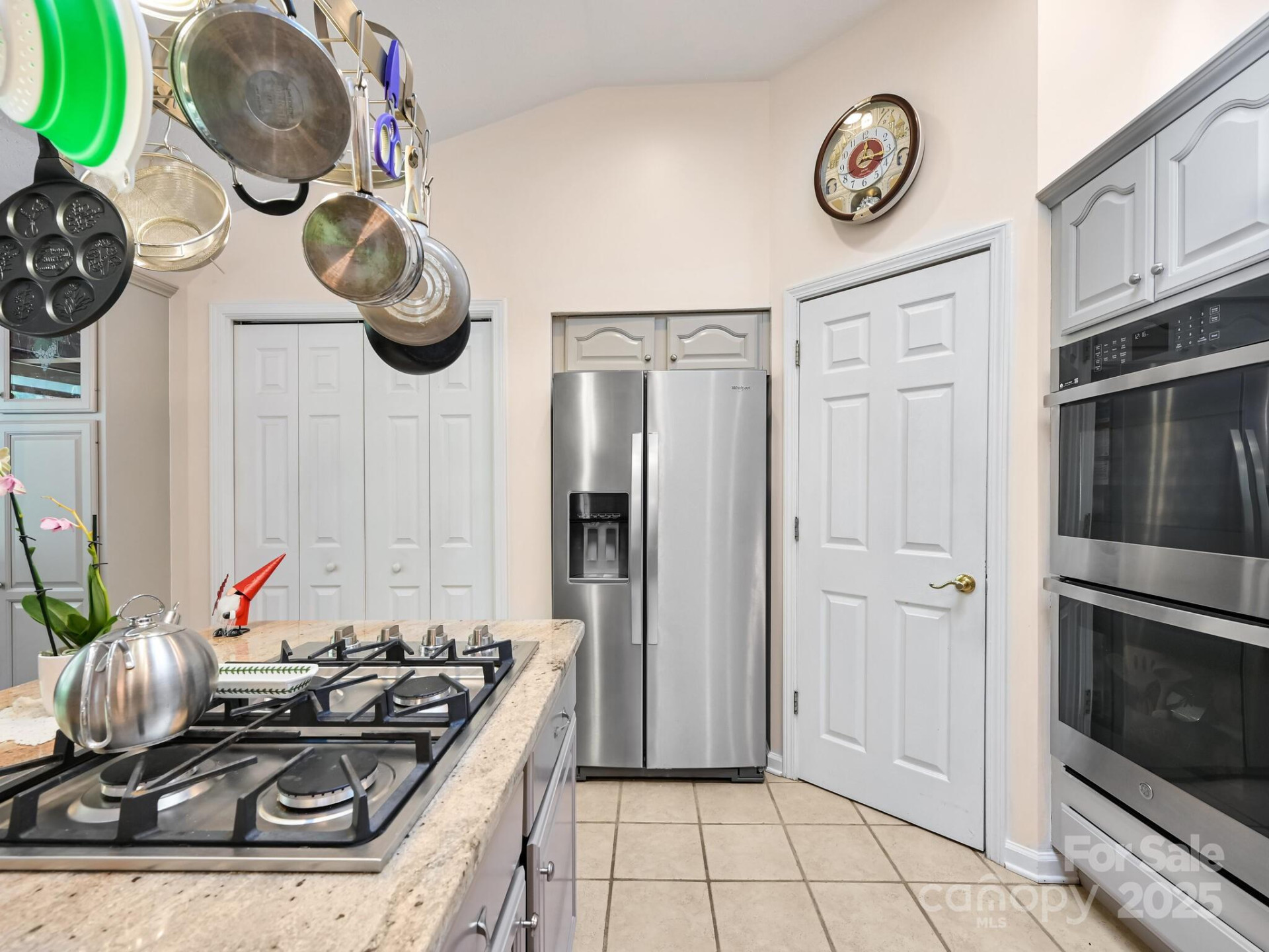 21 Old Applewood Lane - Photo 14