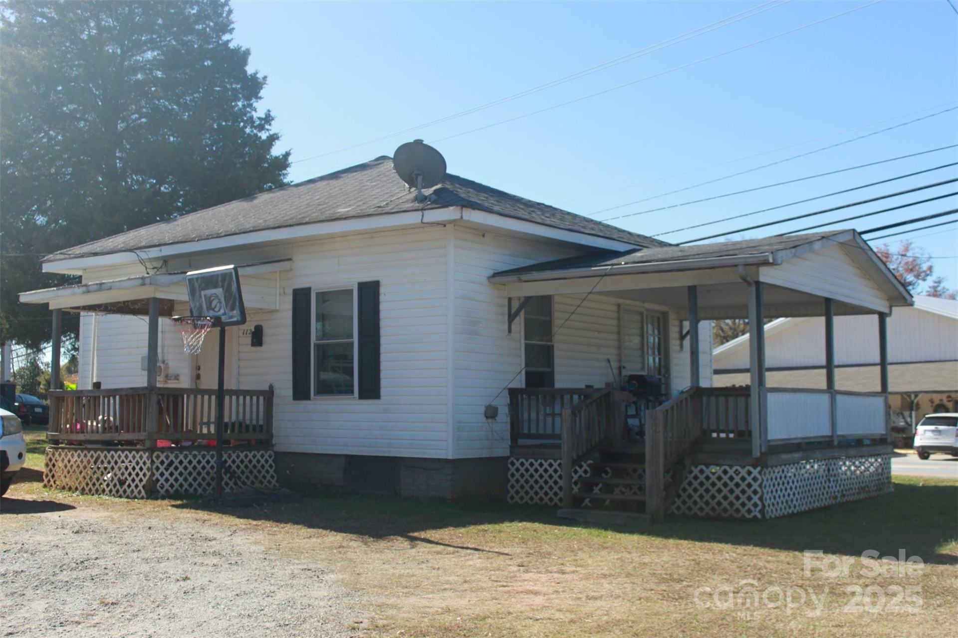 112 Eastside Drive - Photo 17