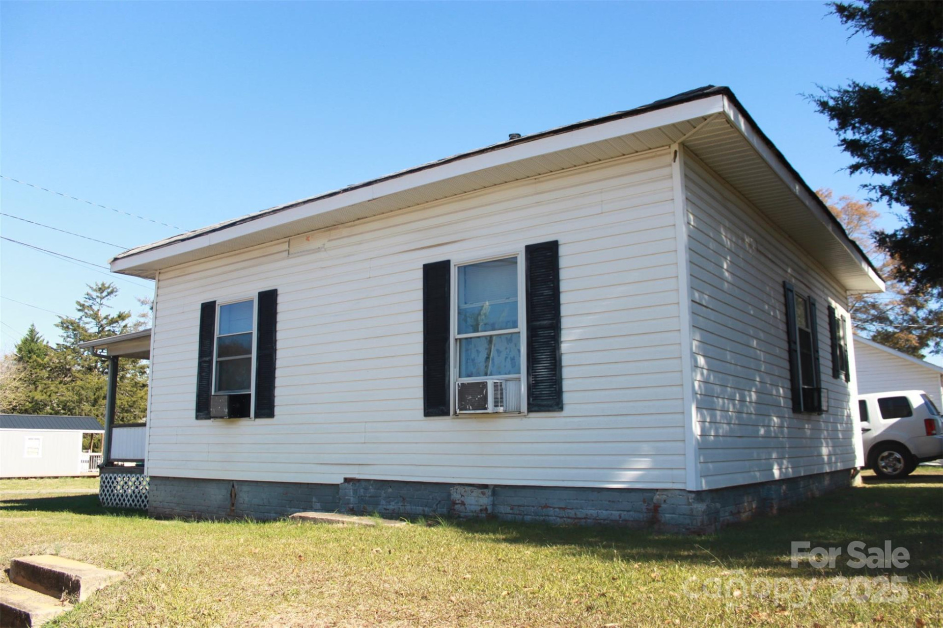 112 Eastside Drive - Photo 8