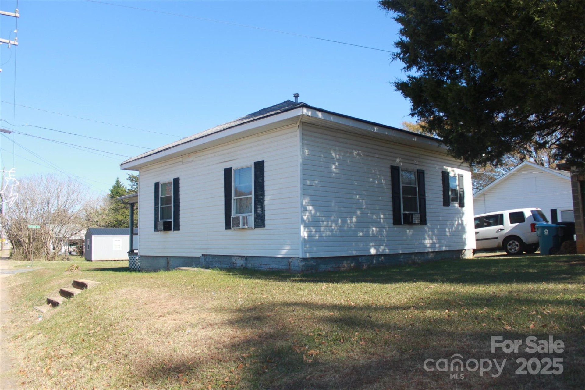 112 Eastside Drive - Photo 9