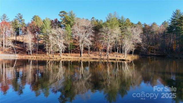 3297 Pyramid Peak Trail