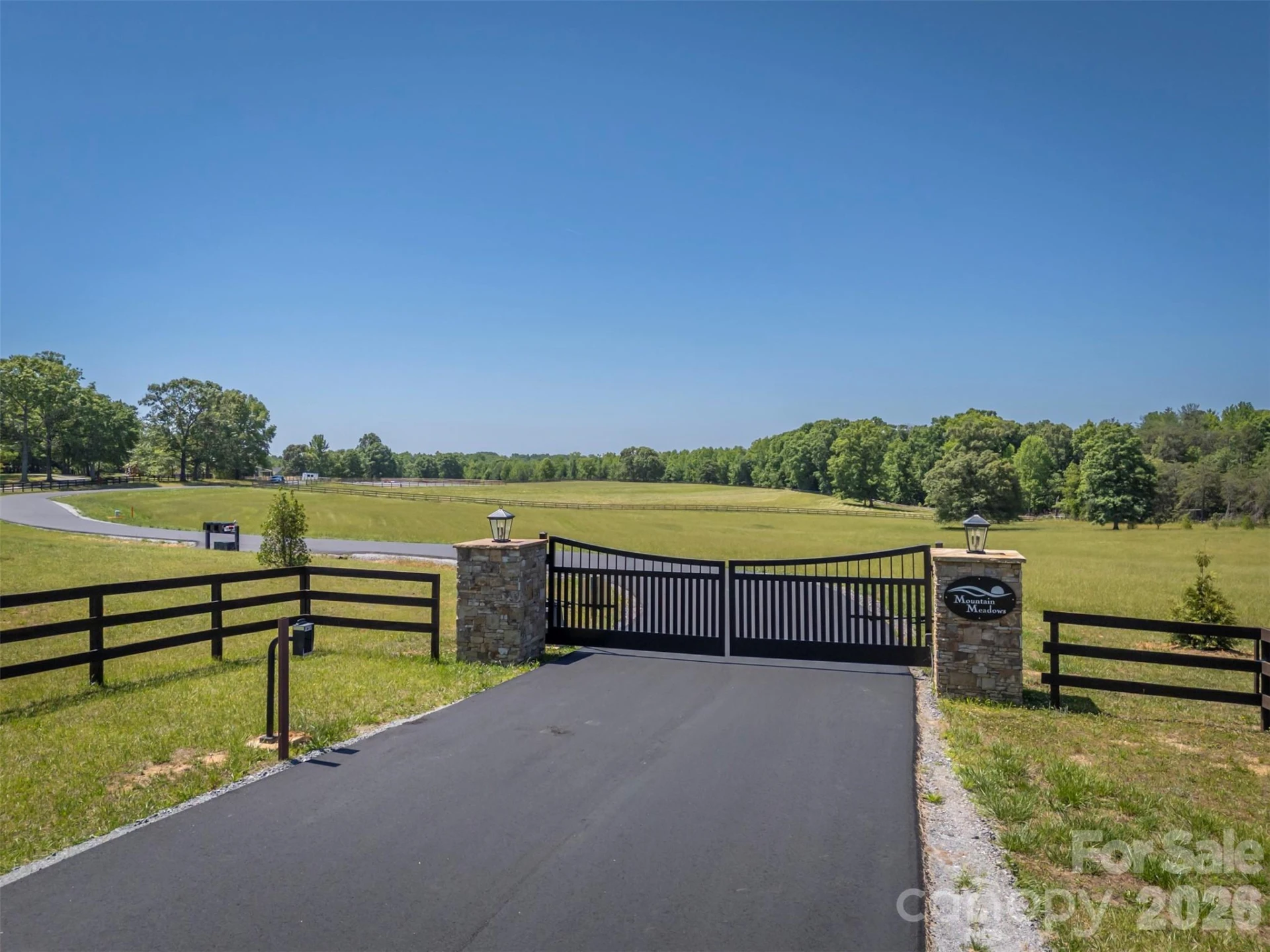 297 Mountain Meadows Lane #7 - Photo 4