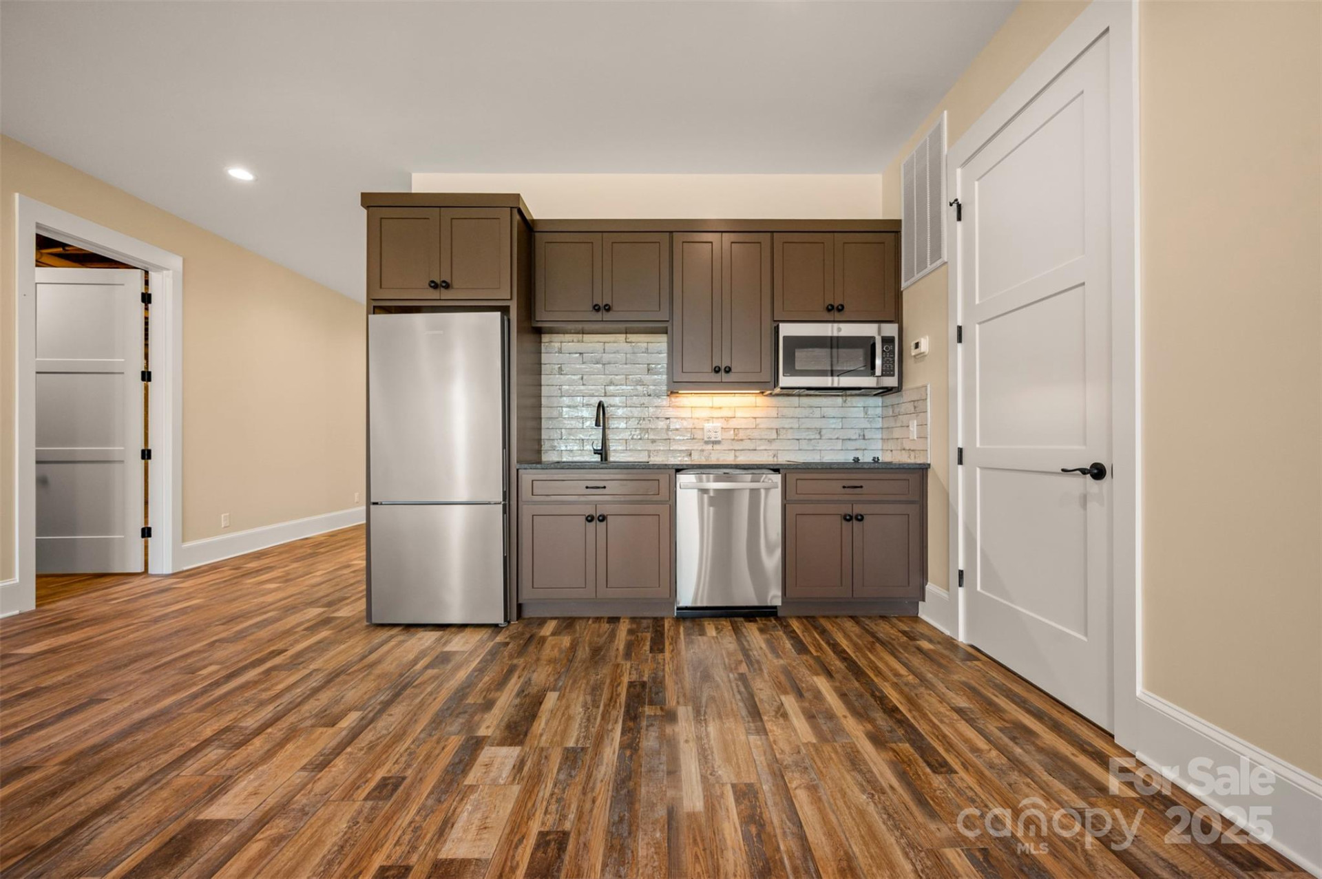 297 Mountain Meadows Lane #7 - Photo 34