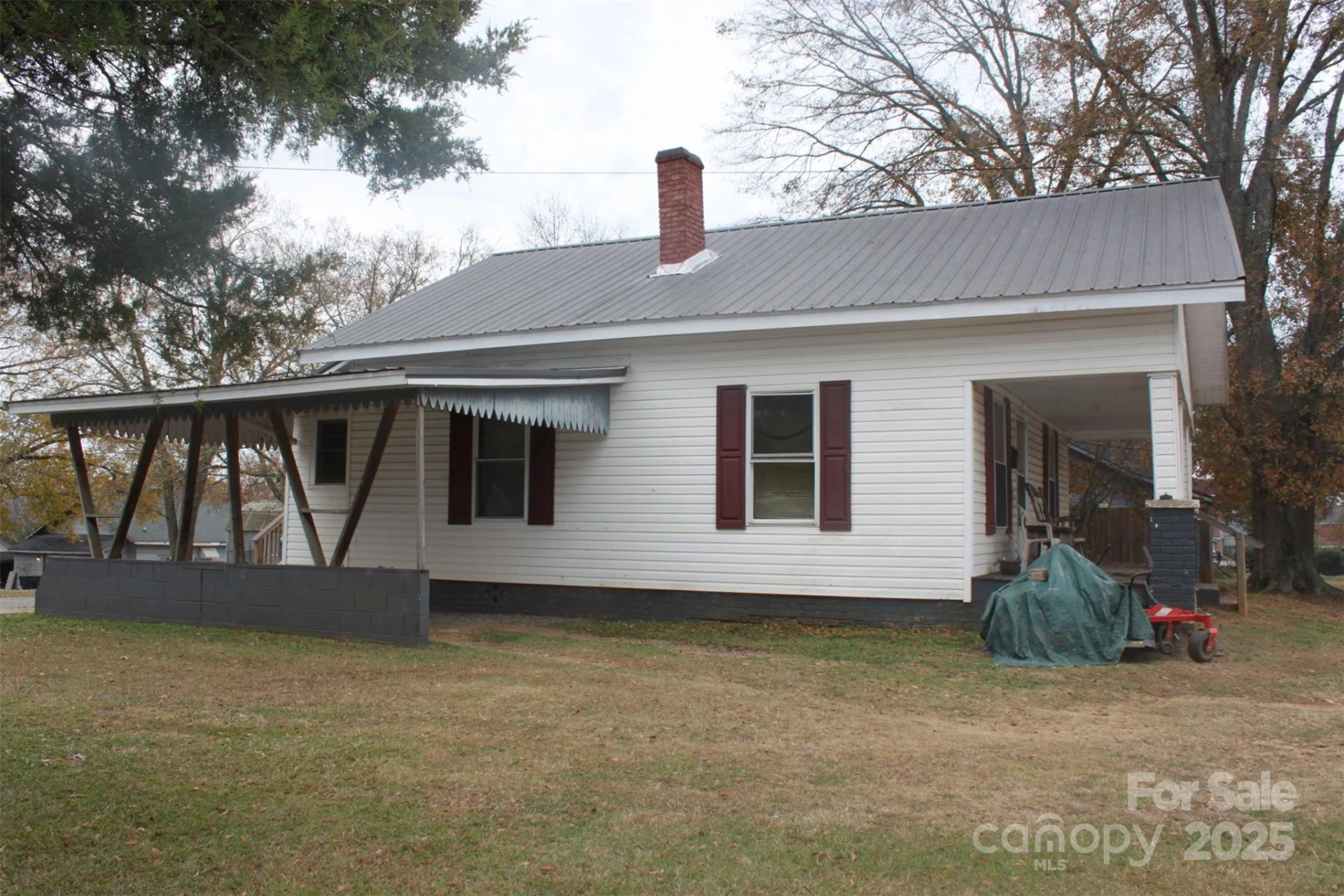 124 Eastside Drive - Photo 12