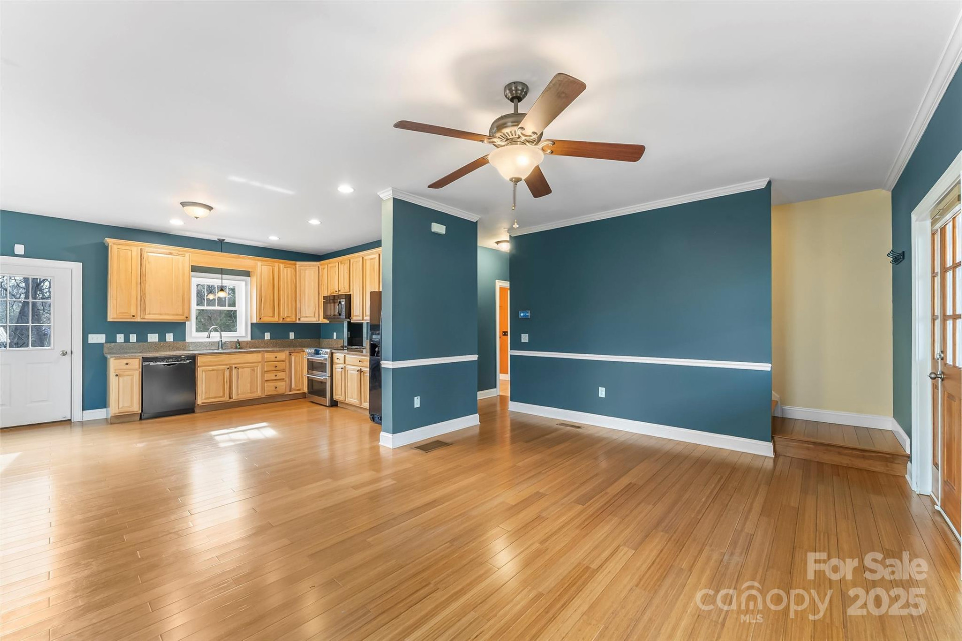 135 Courtland Avenue - Photo 4