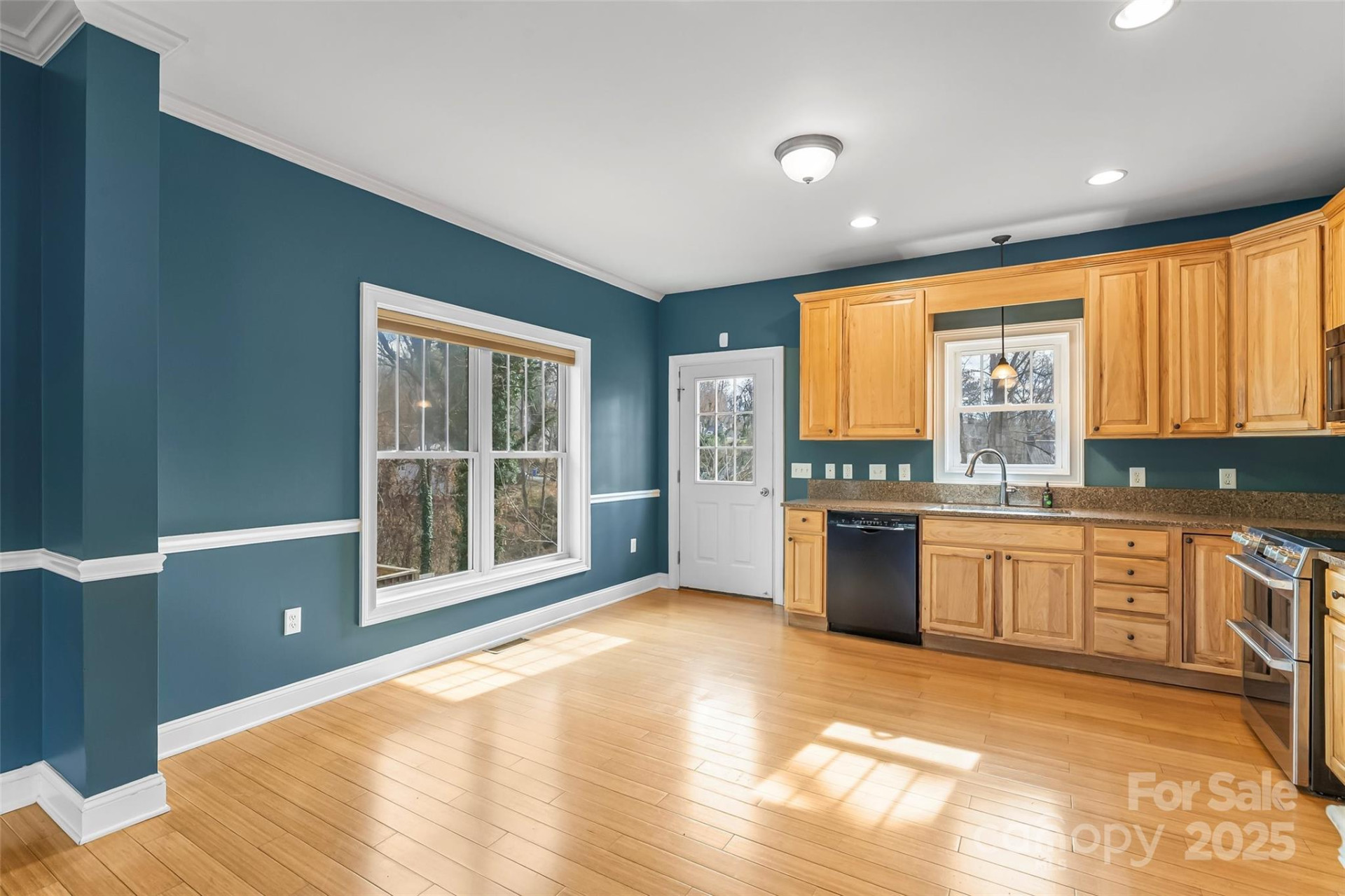 135 Courtland Avenue - Photo 6