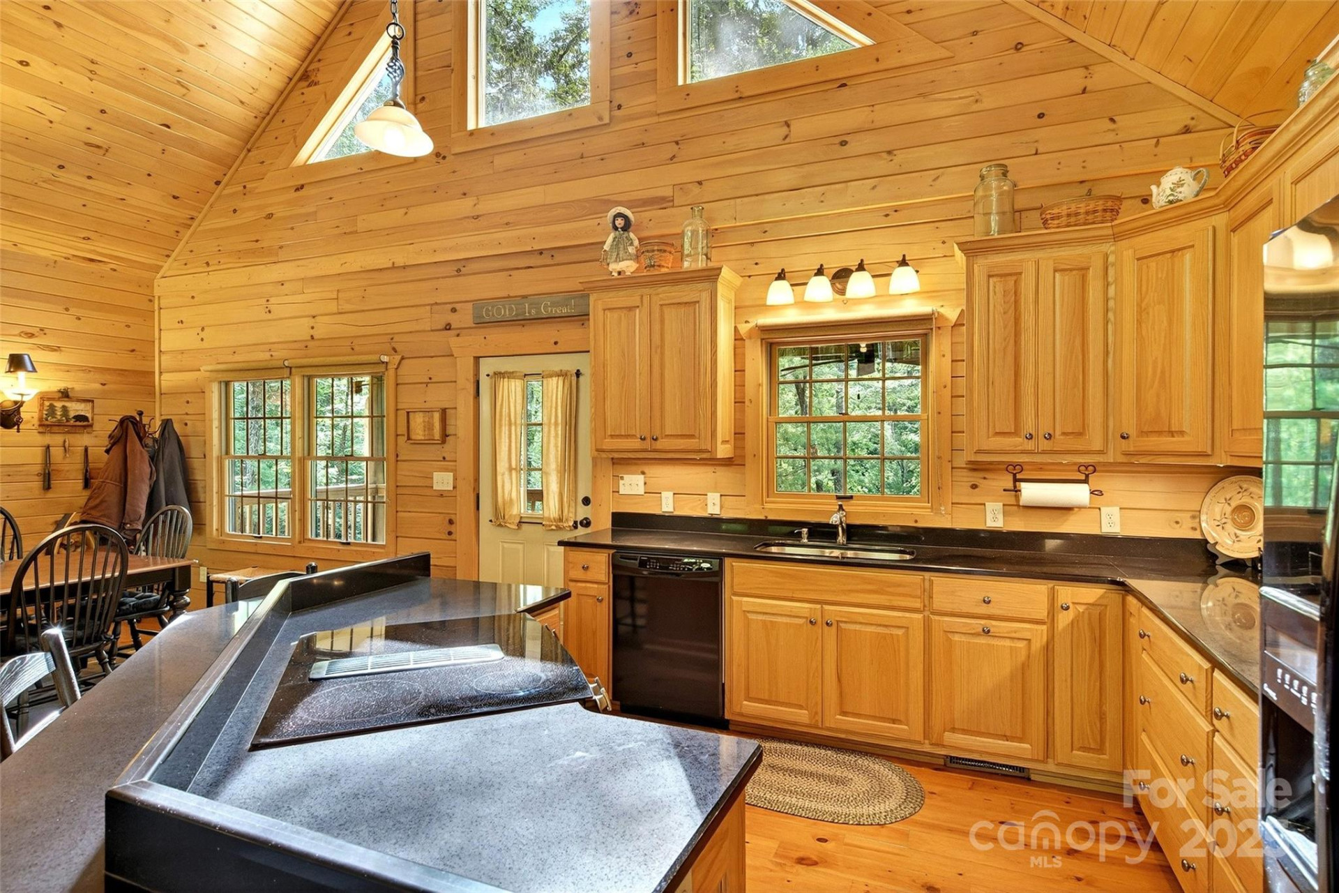 240 Ravenswood Drive - Photo 5