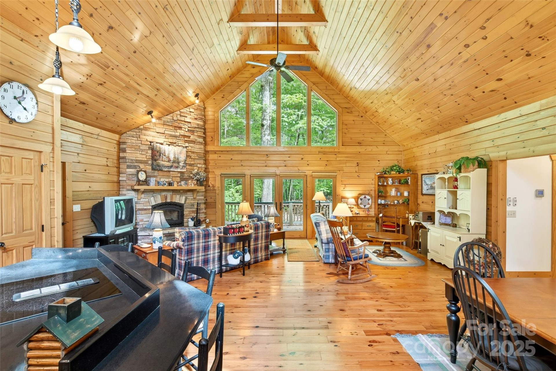 240 Ravenswood Drive - Photo 9