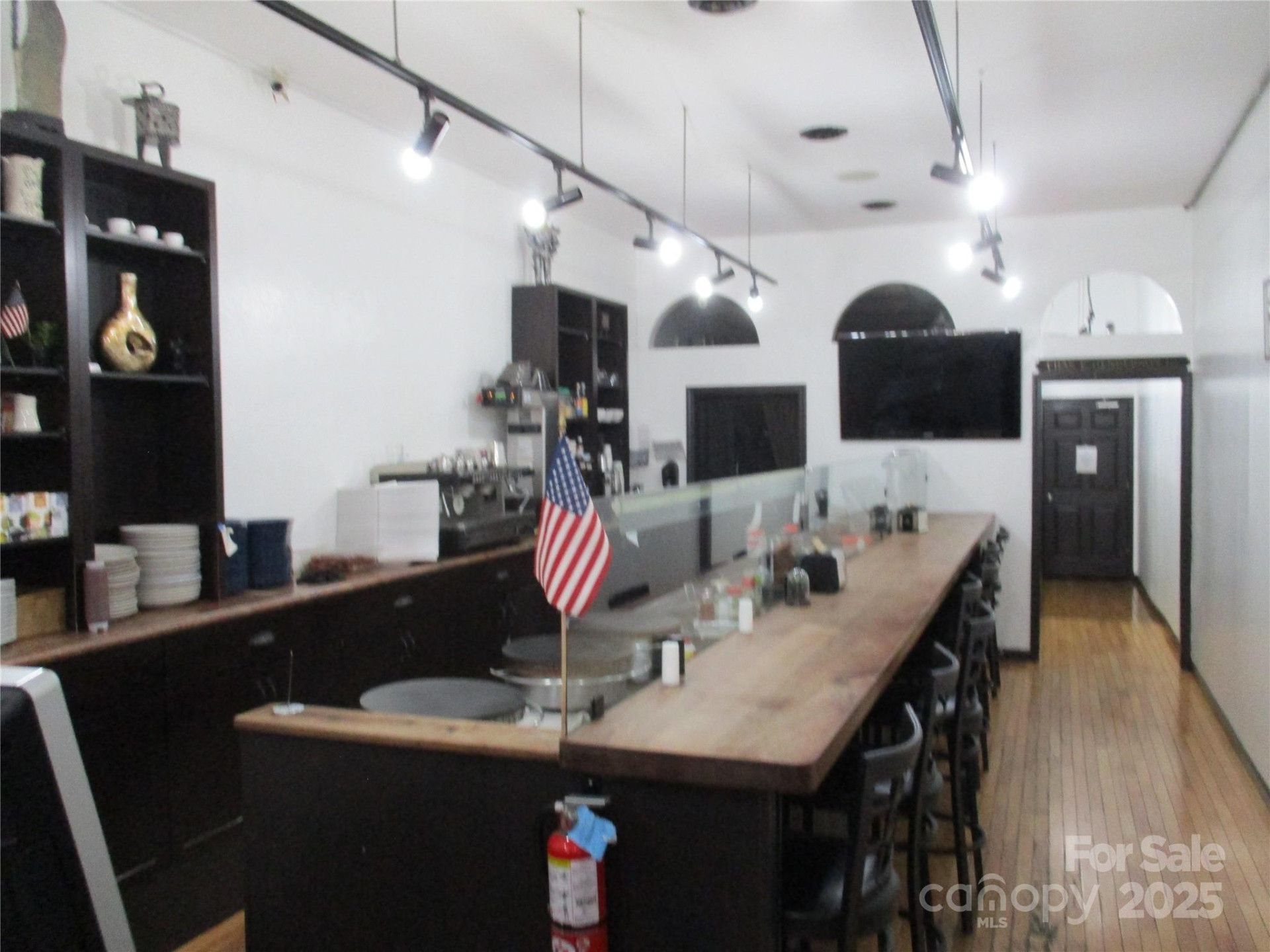 62 Haywood Street - Photo 2