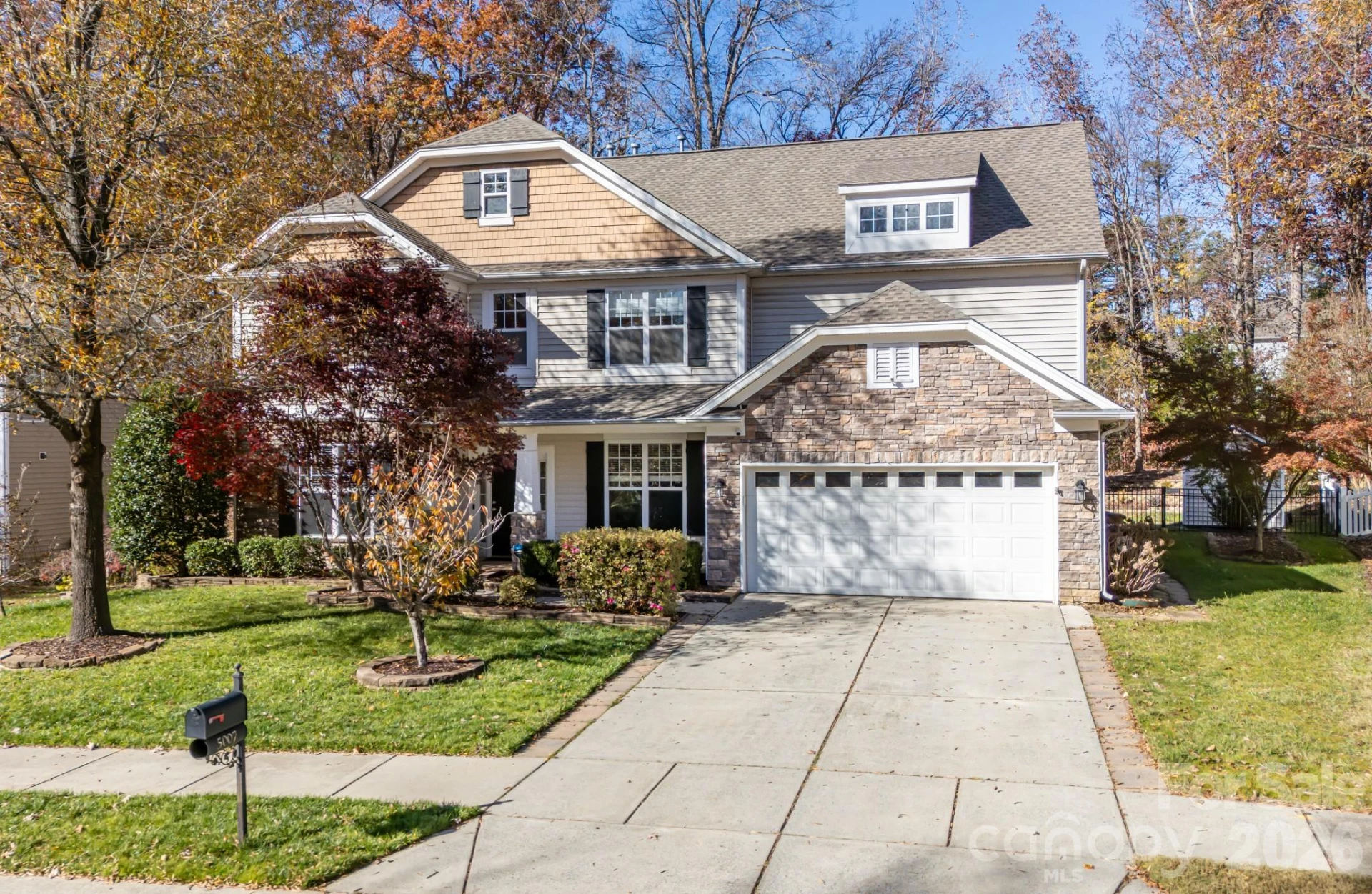 5007 Magna Lane - Photo 2