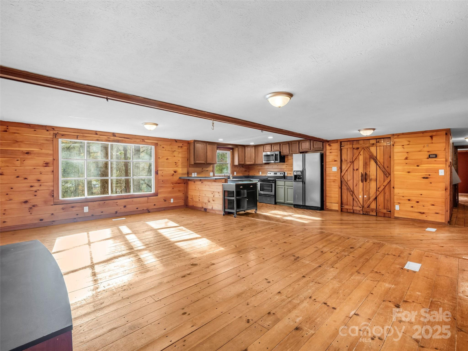3620 Howard Gap Road - Photo 15