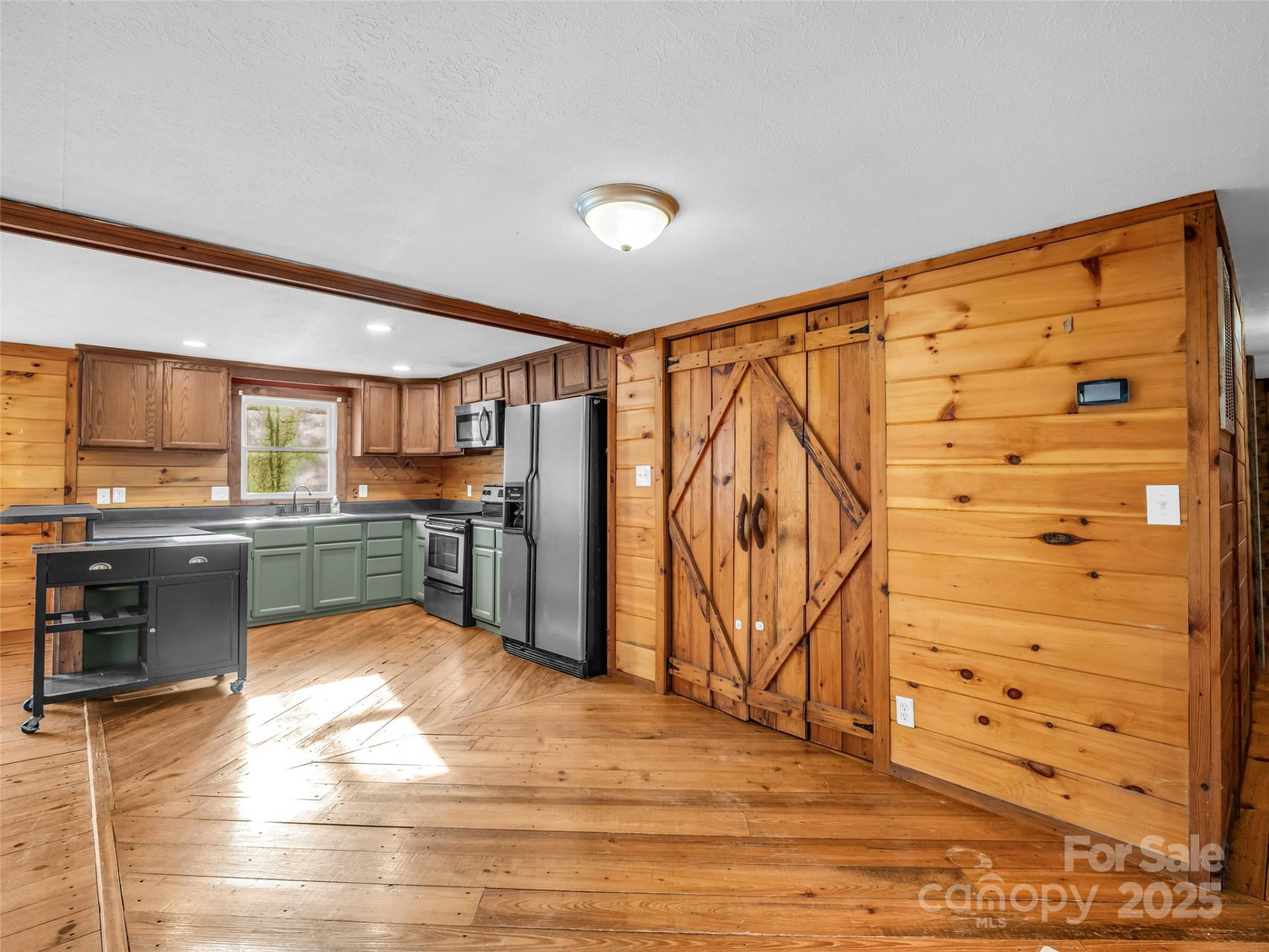 3620 Howard Gap Road - Photo 17