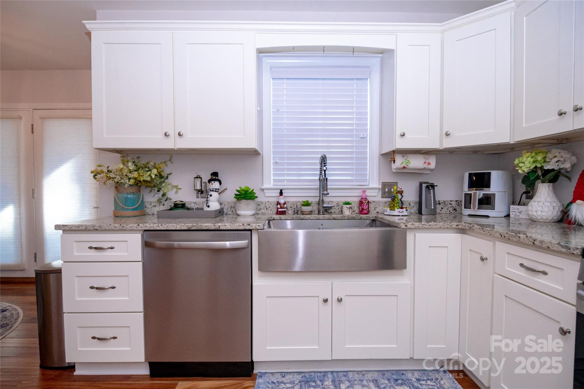 260 Forest Glen Way - Photo 8