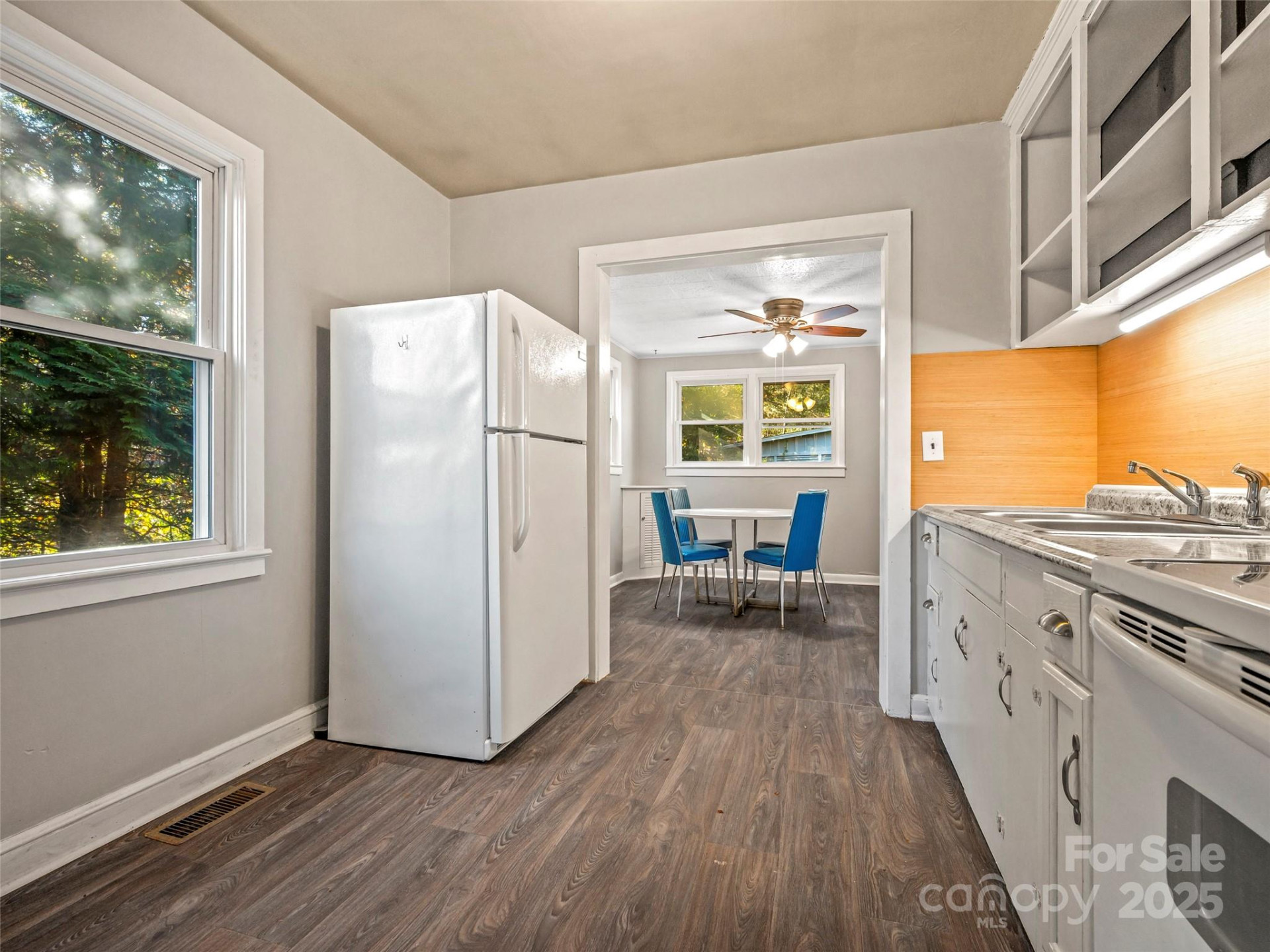 721 White Pine Drive - Photo 10