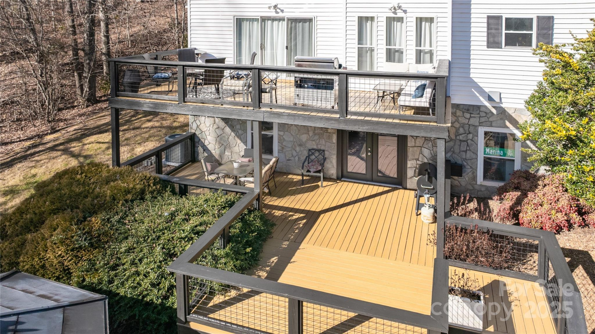 968 Plantation Drive - Photo 32