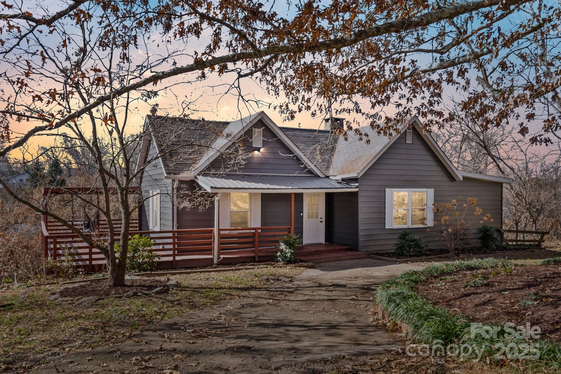 2 Worley Place