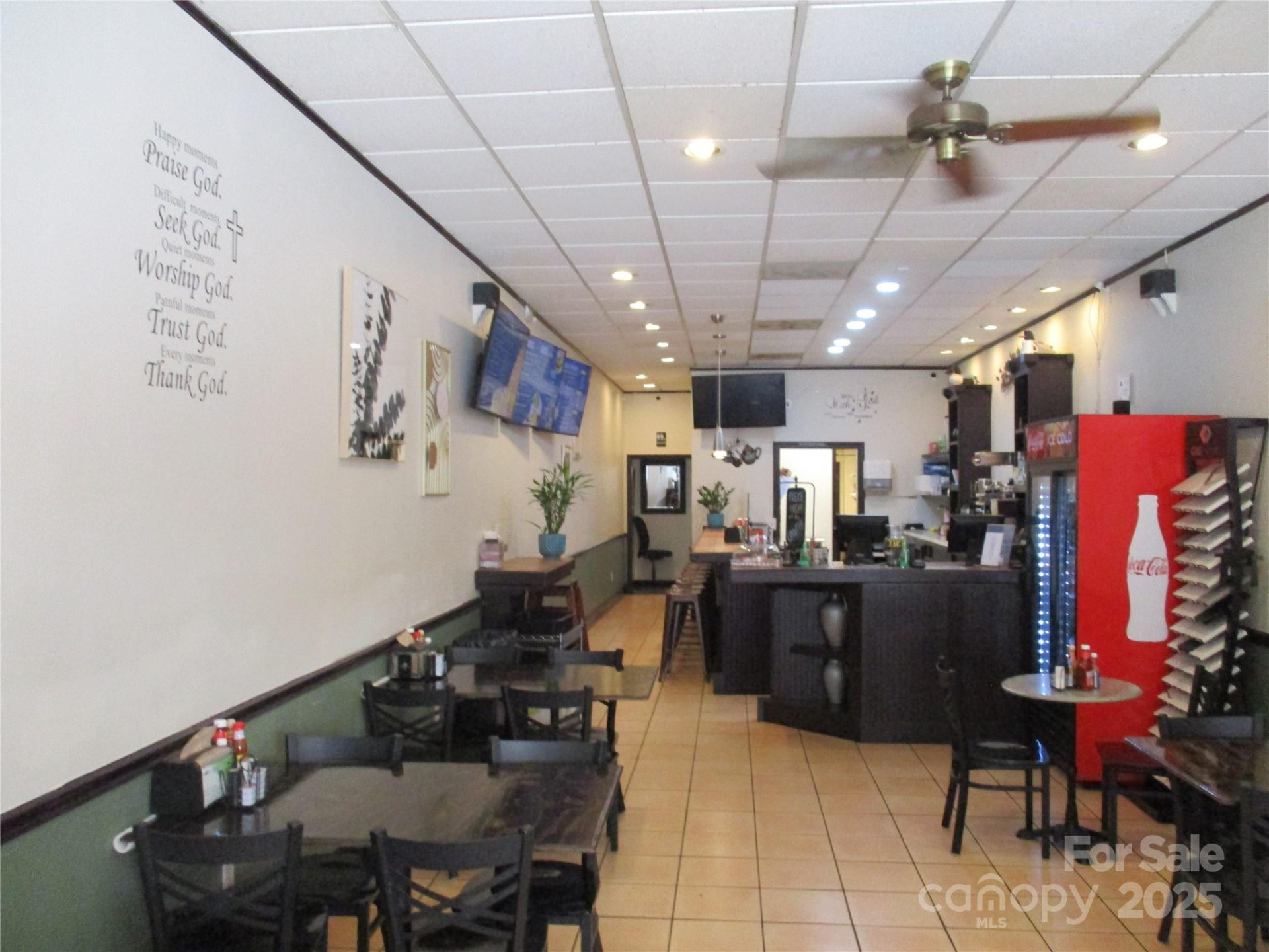 64 Haywood Street - Photo 2