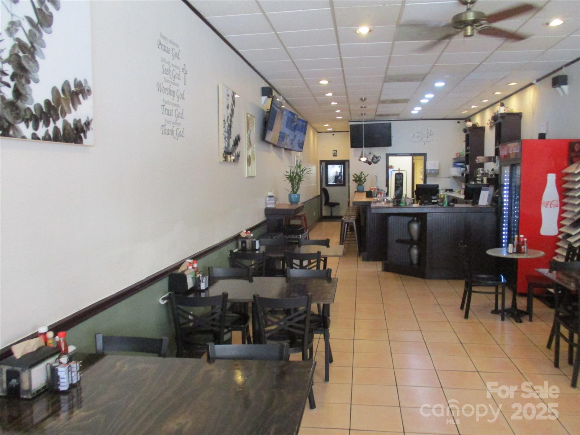 64 Haywood Street - Photo 3
